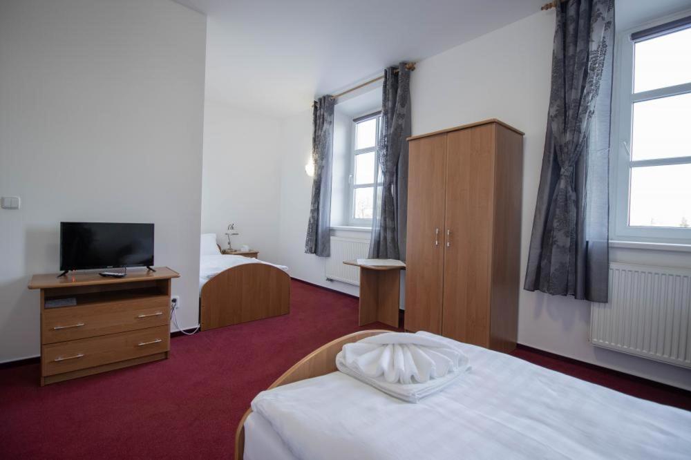 Triple Room - Photo 5