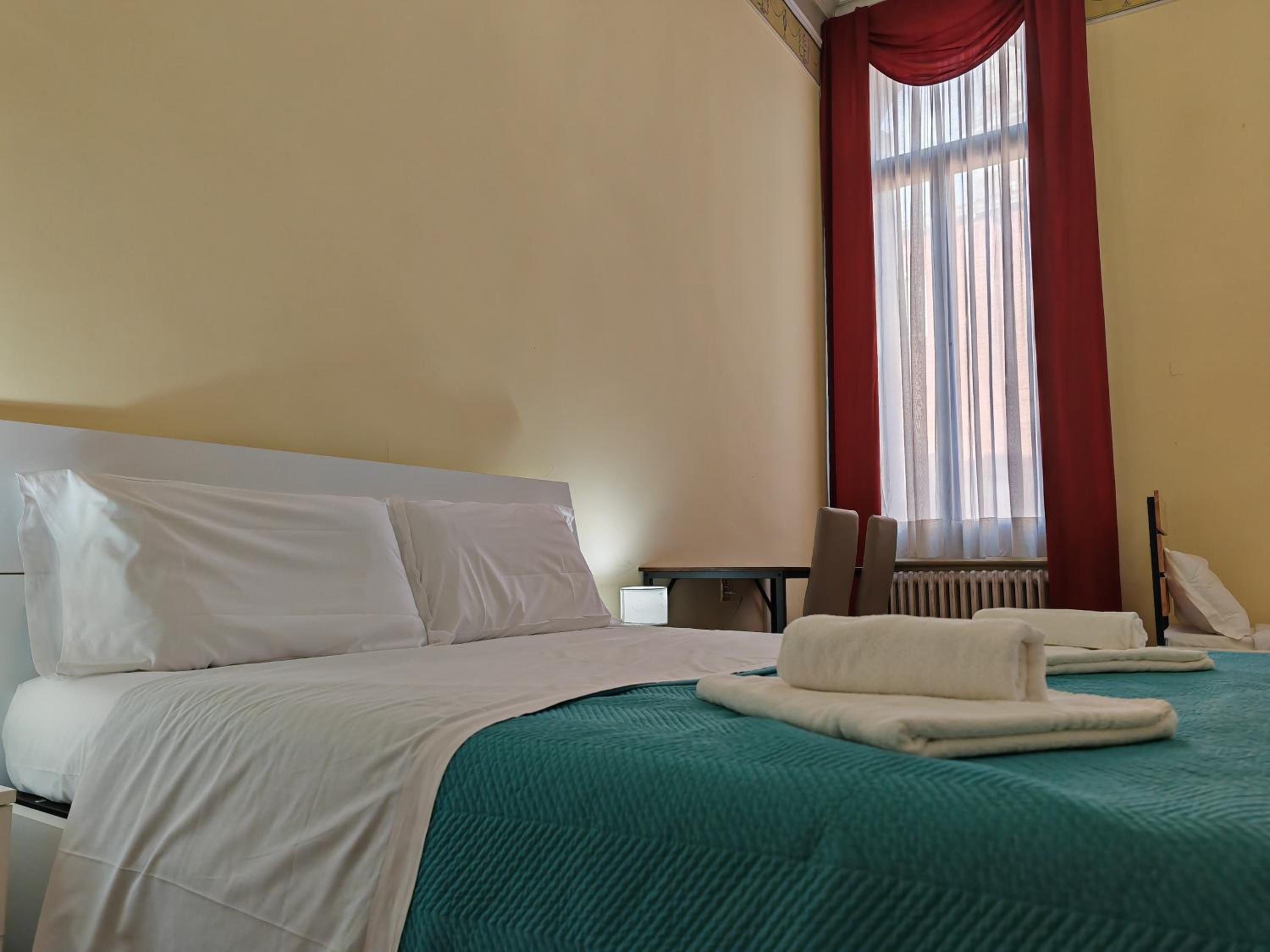 Quadruple Room With Shared Bathroom photo 1