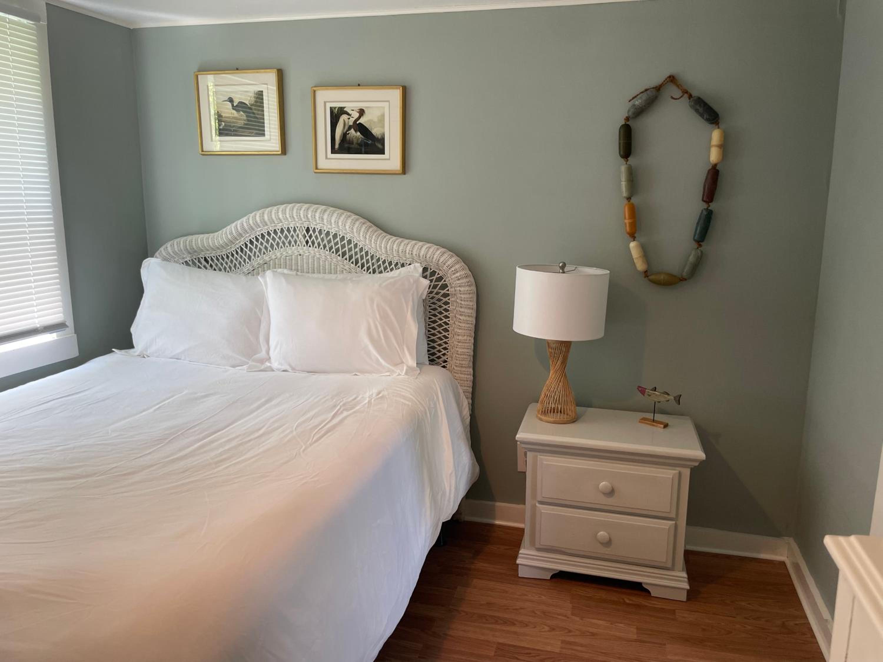 Two-Bedroom House - Photo 17