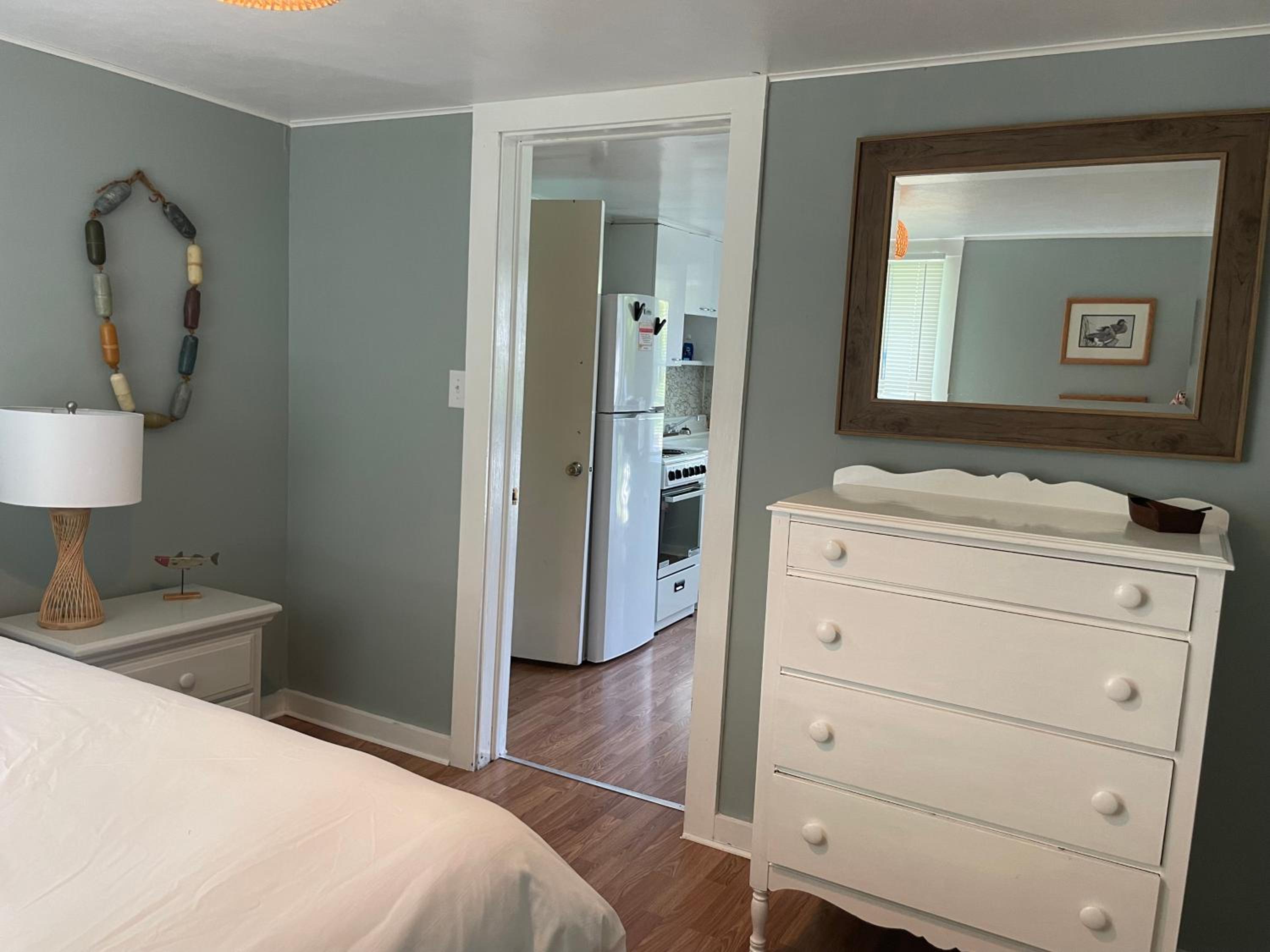 Two-Bedroom House - Photo 6