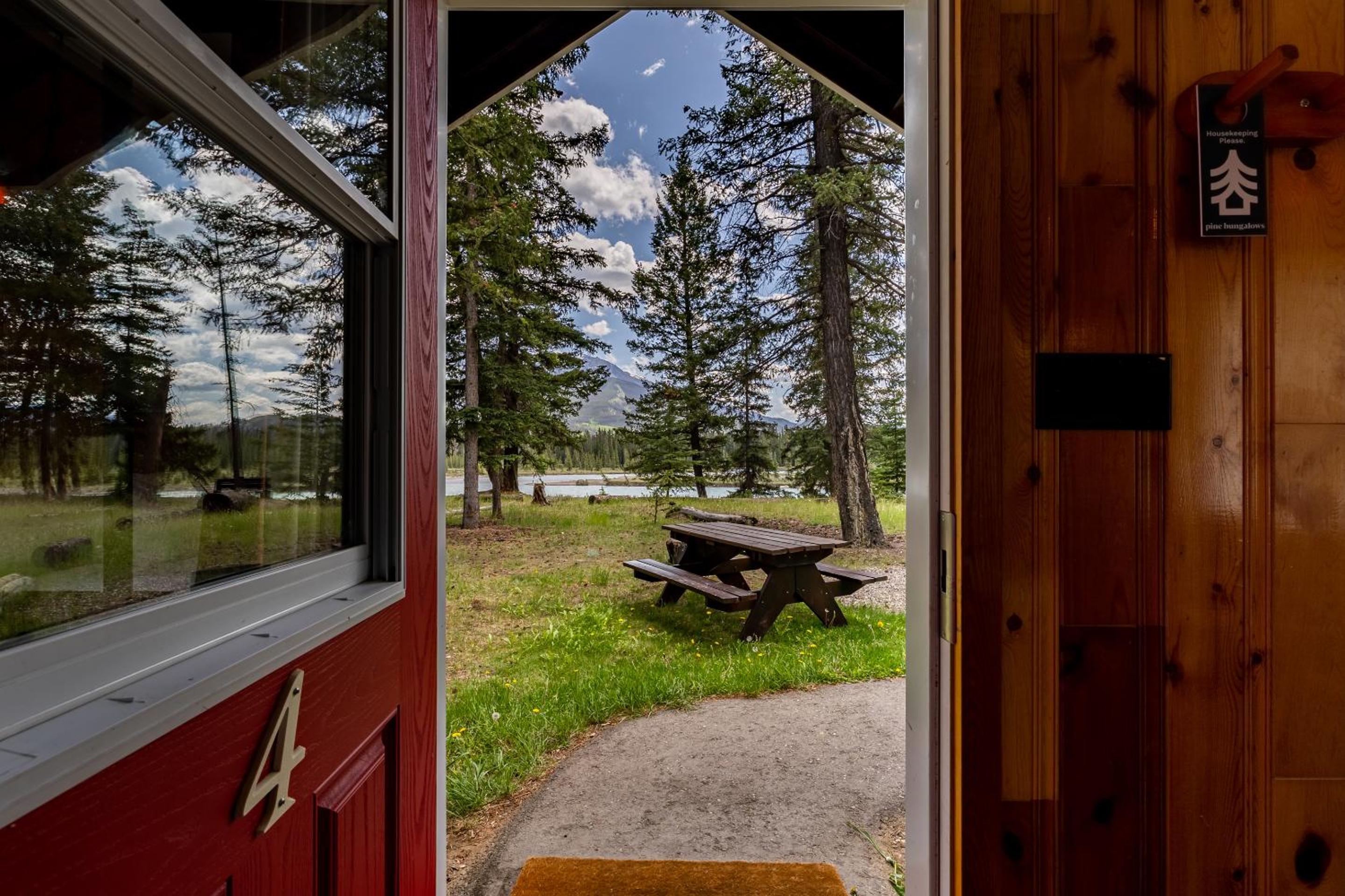 River Front Cabin photo 3