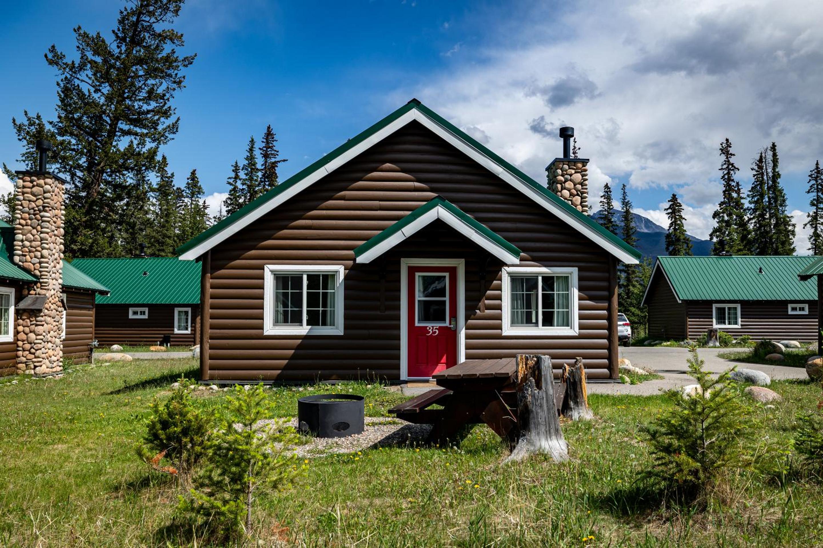 Heritage Family Cabin photo 3