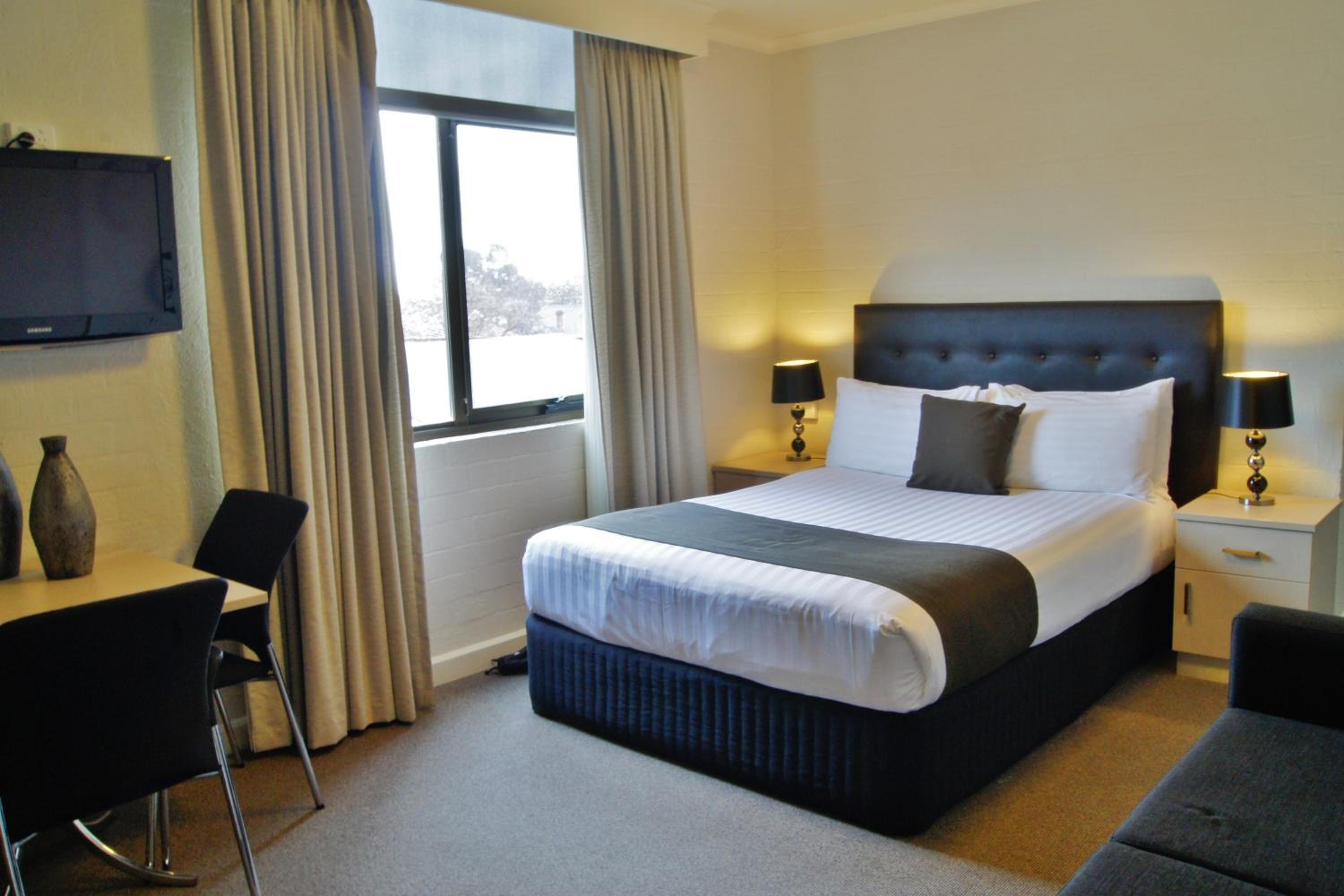 Hotel Deluxe Room photo 3