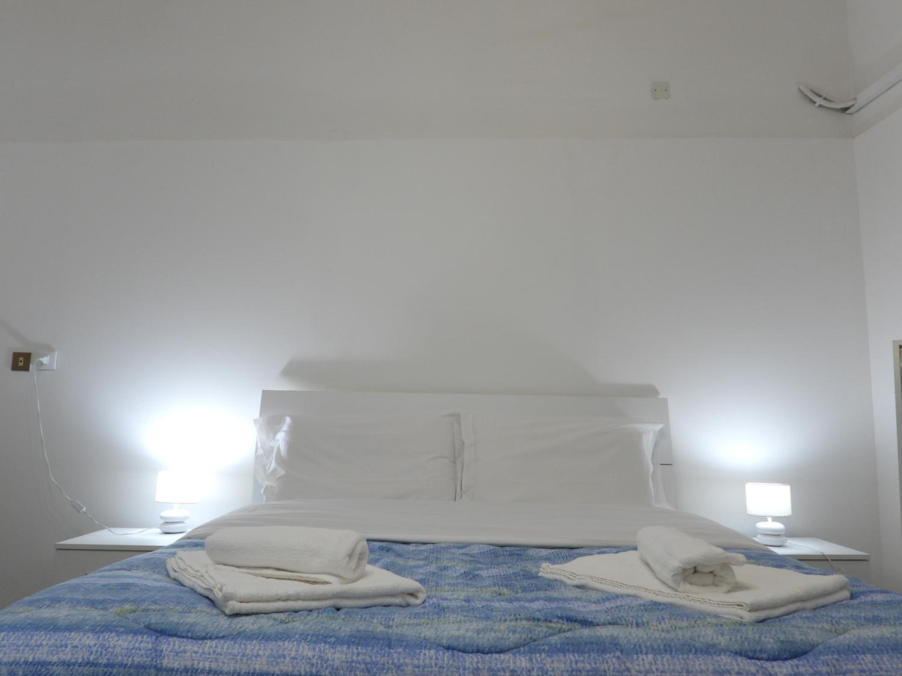 Triple Room With Shared Bathroom photo 1