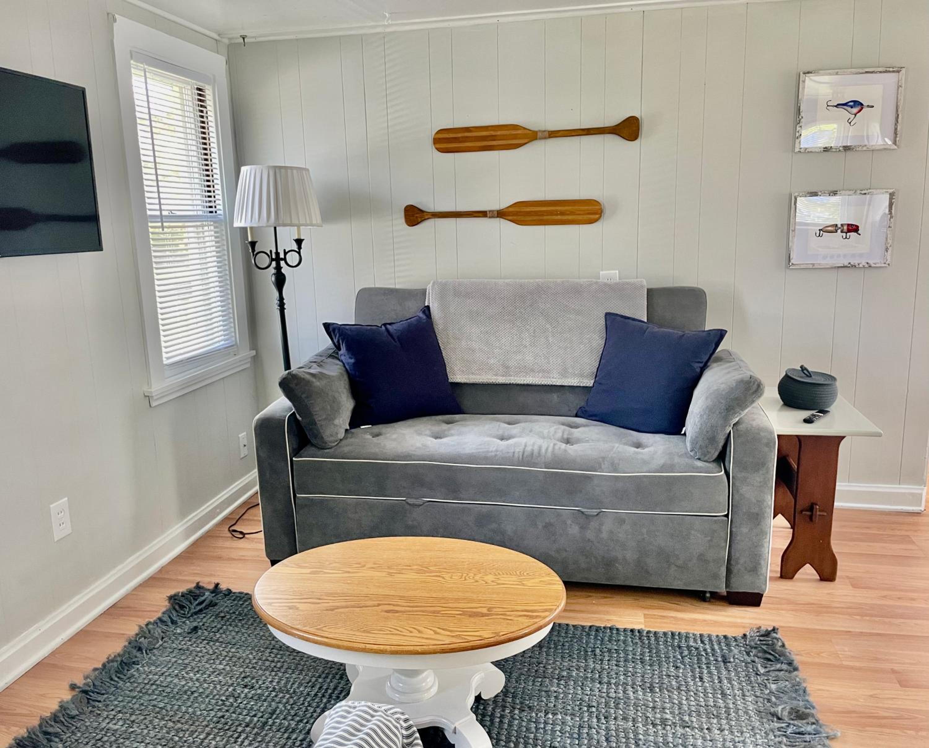 One-Bedroom House - Photo 11