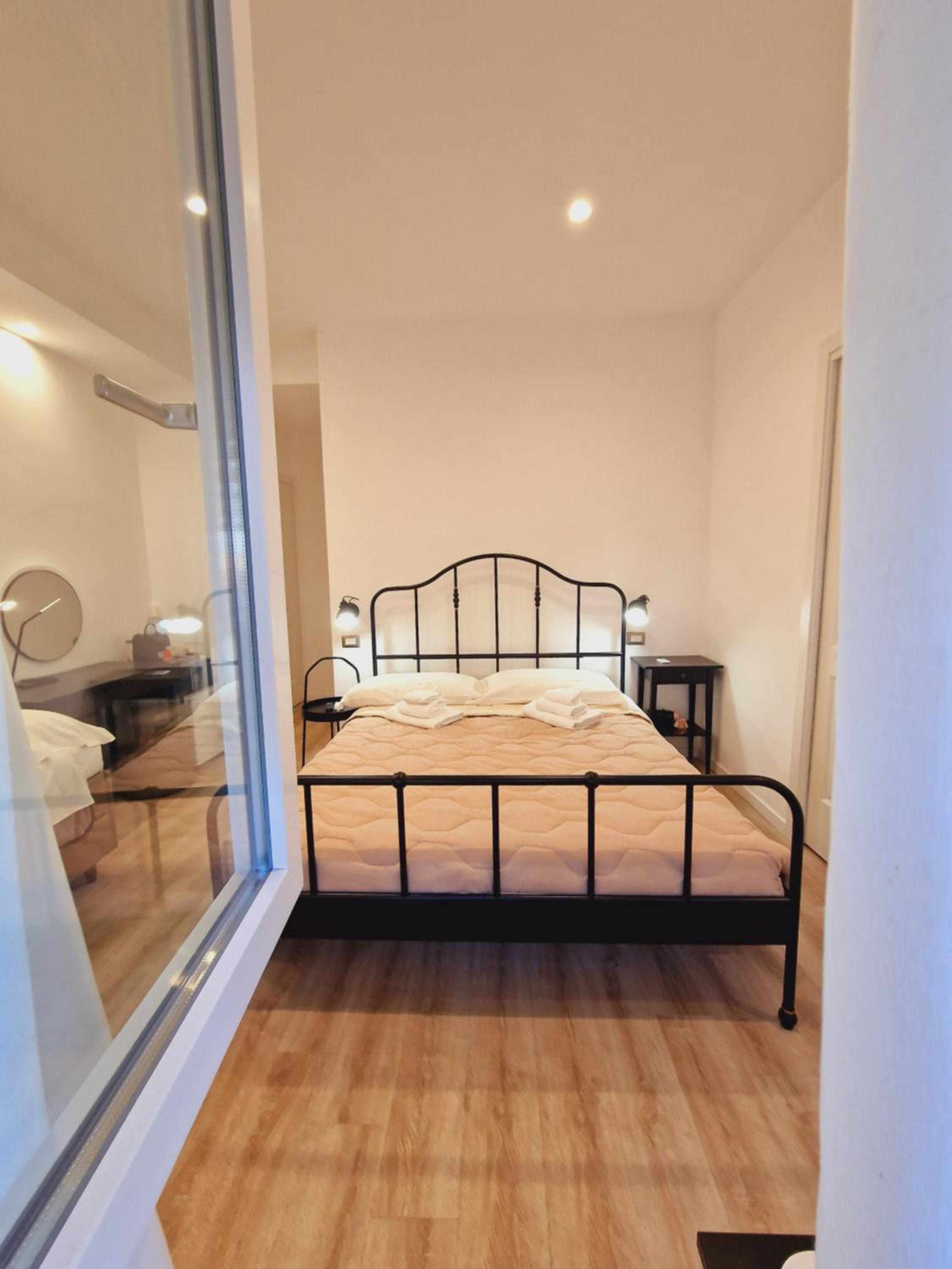 Quadruple Room with Private Bathroom photo 3