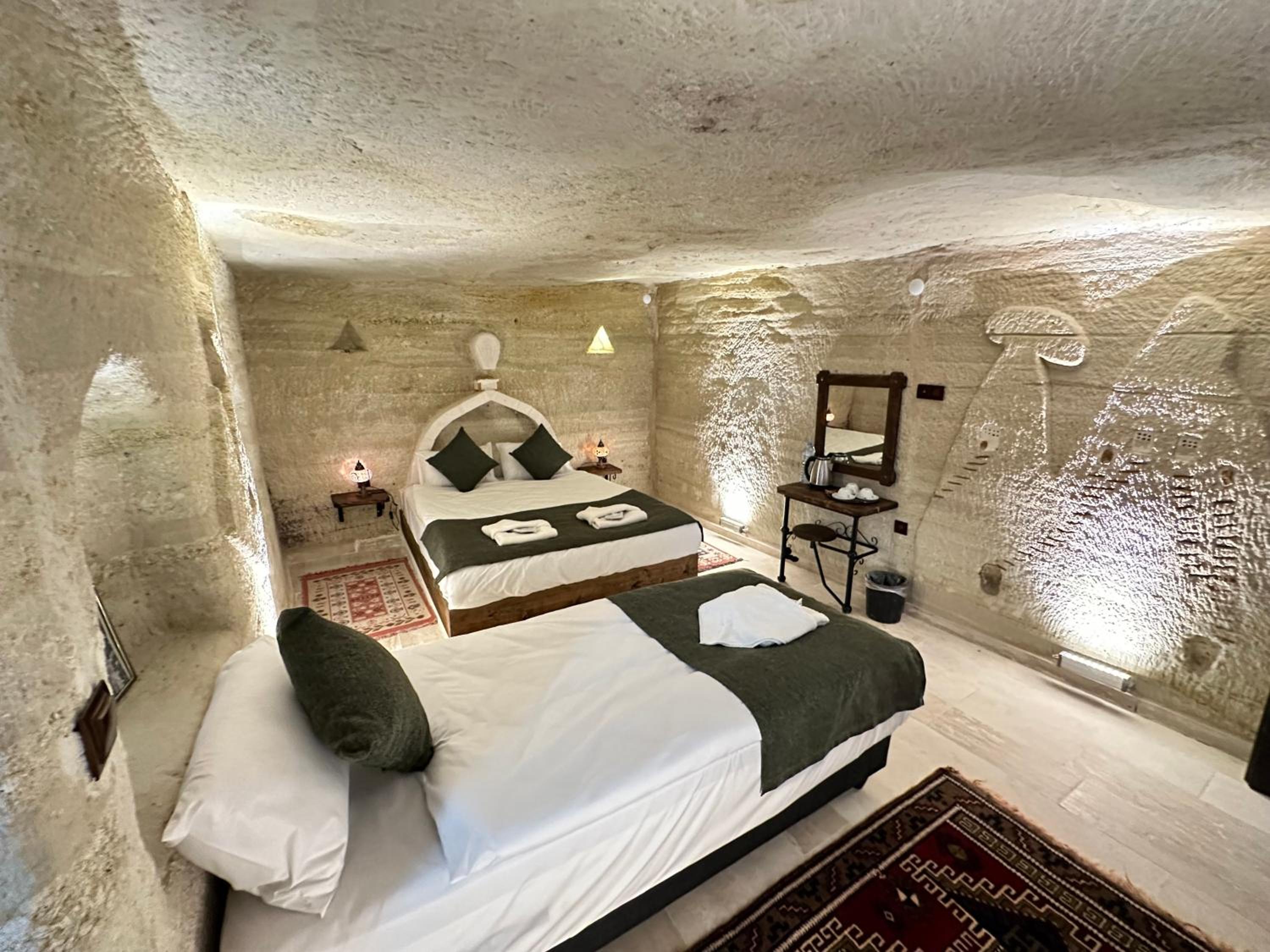 Triple Room - Photo 6