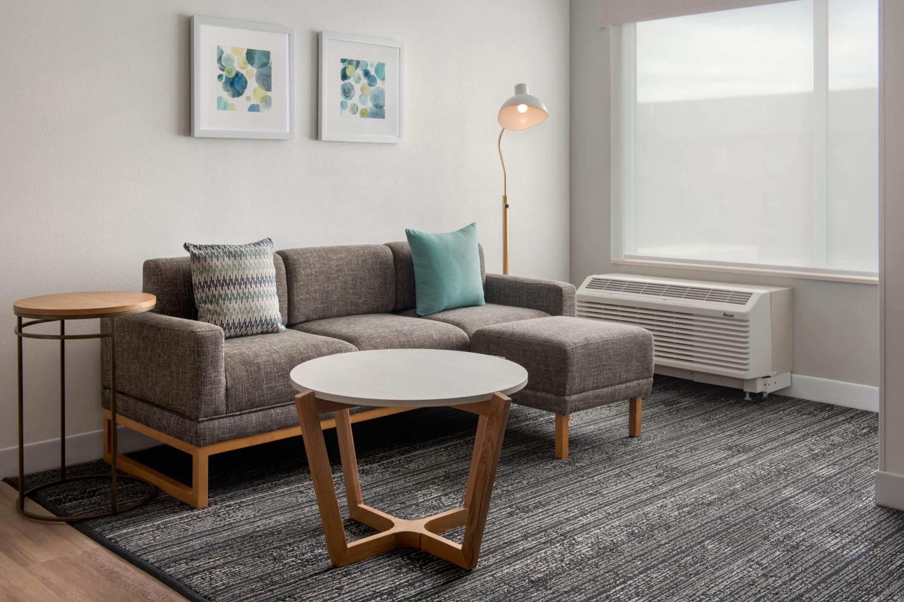 One-Bedroom King Suite with Sofa Bed  - Photo 7