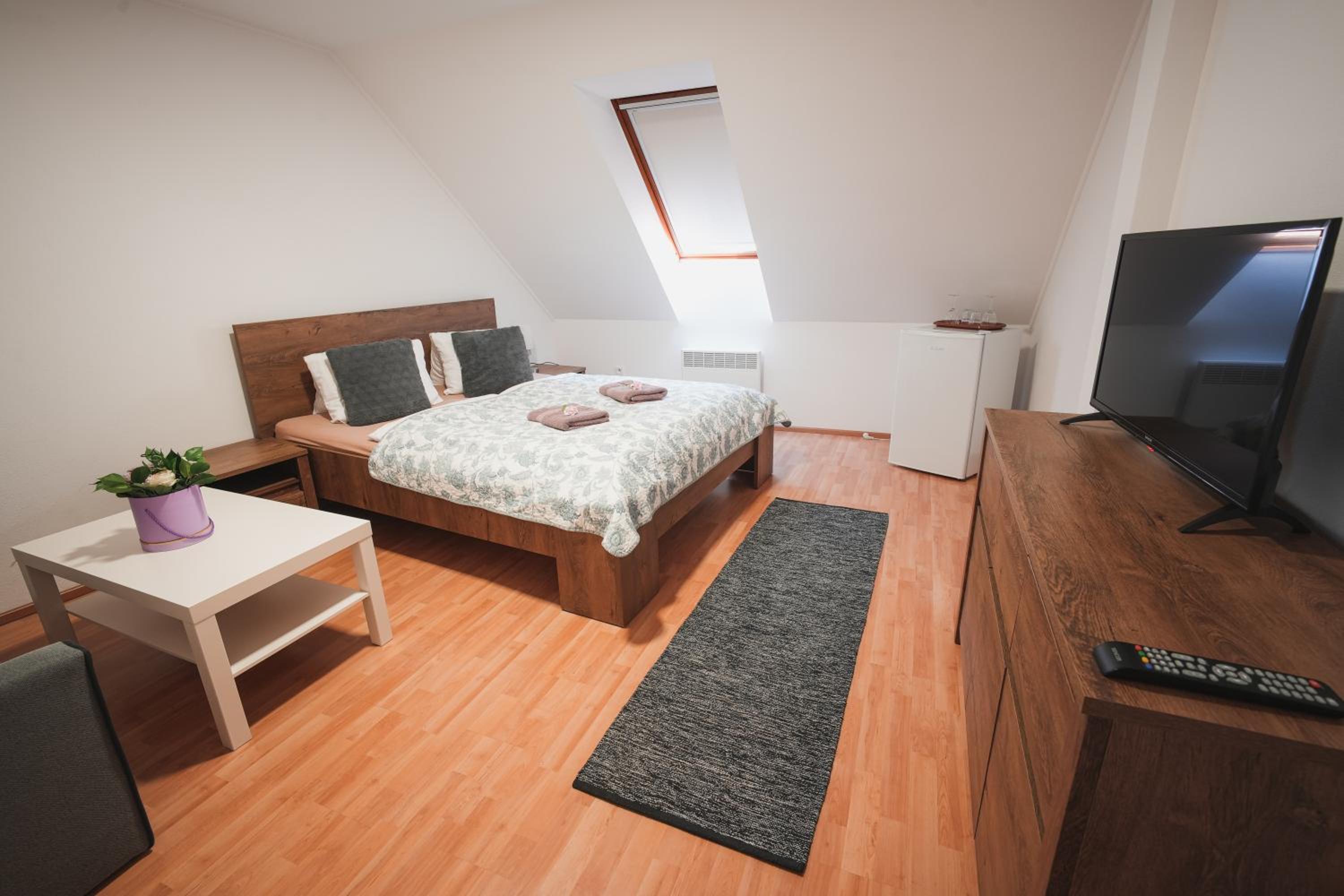 Deluxe Double Room with Bath