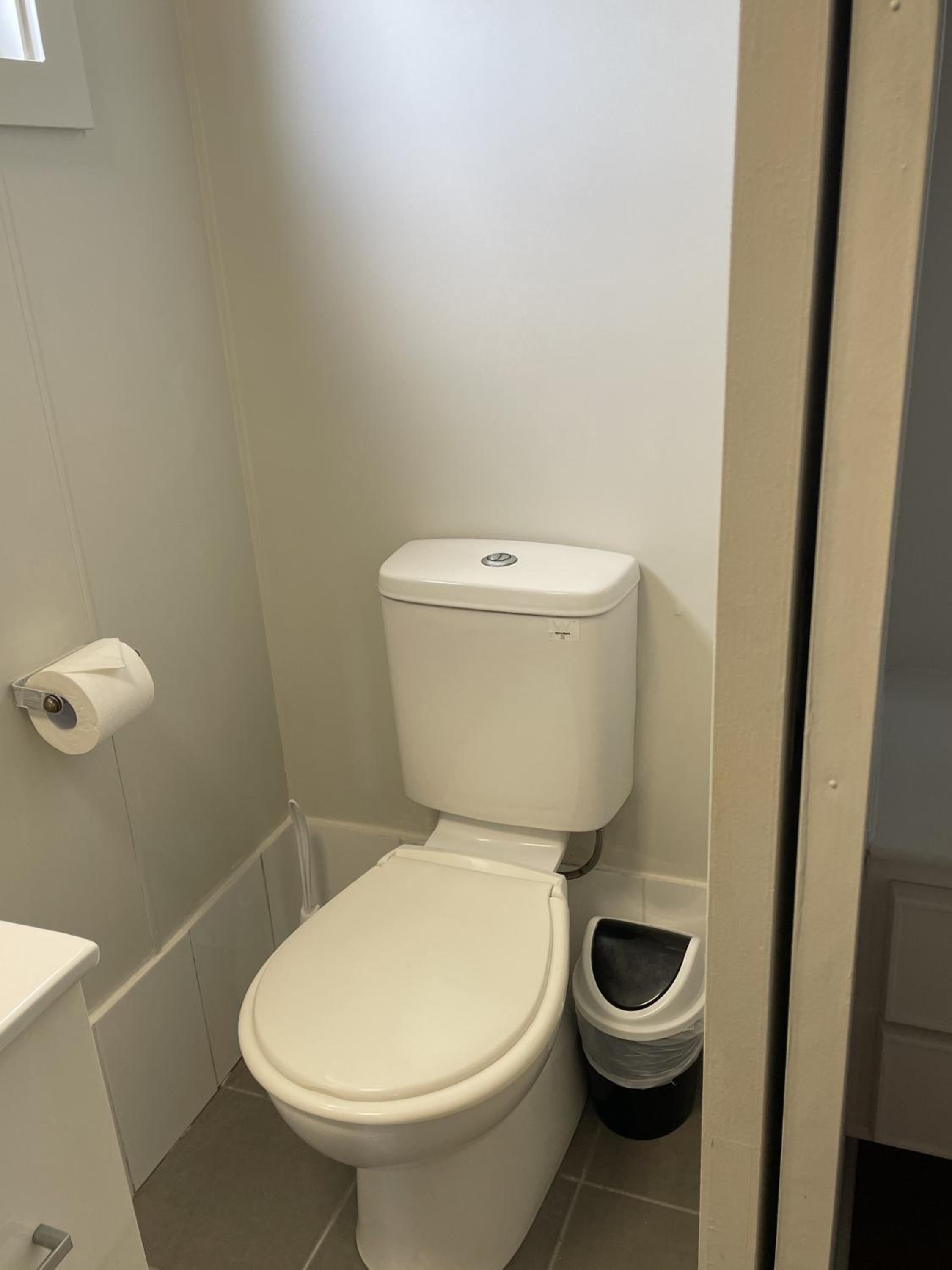Budget Double Room photo 3