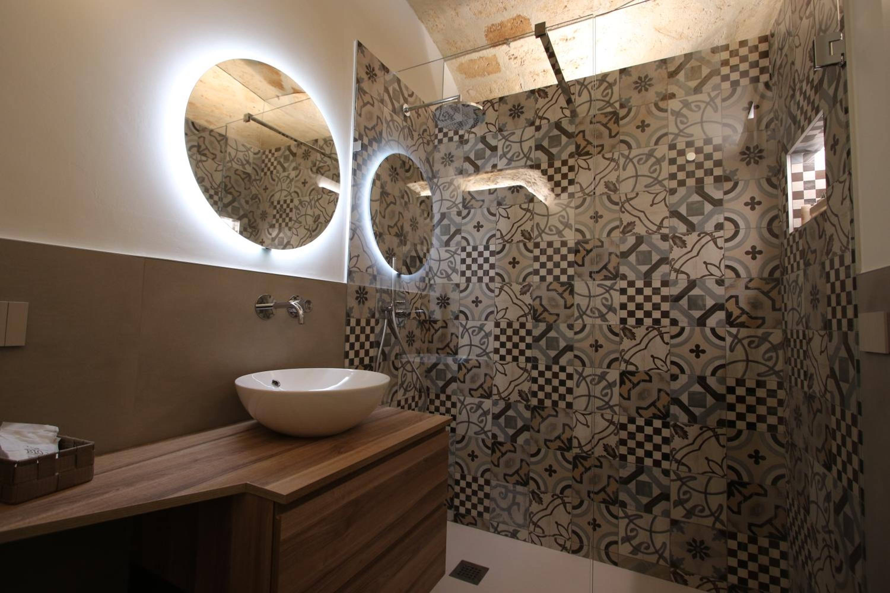 Deluxe Double Room With Bath