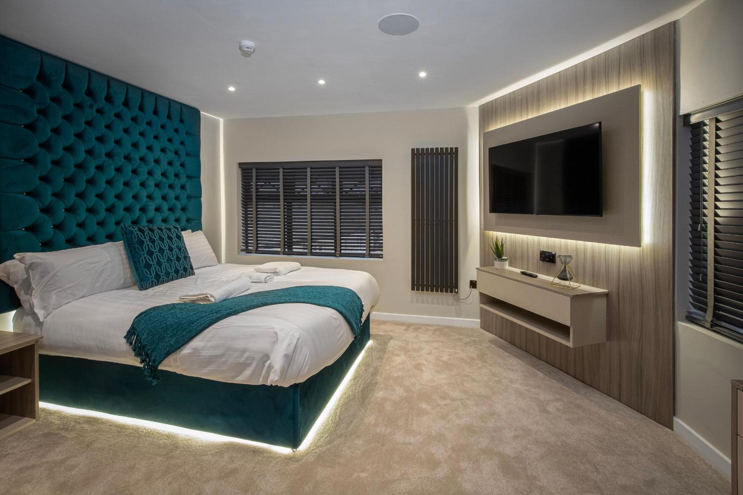 Suite with City View