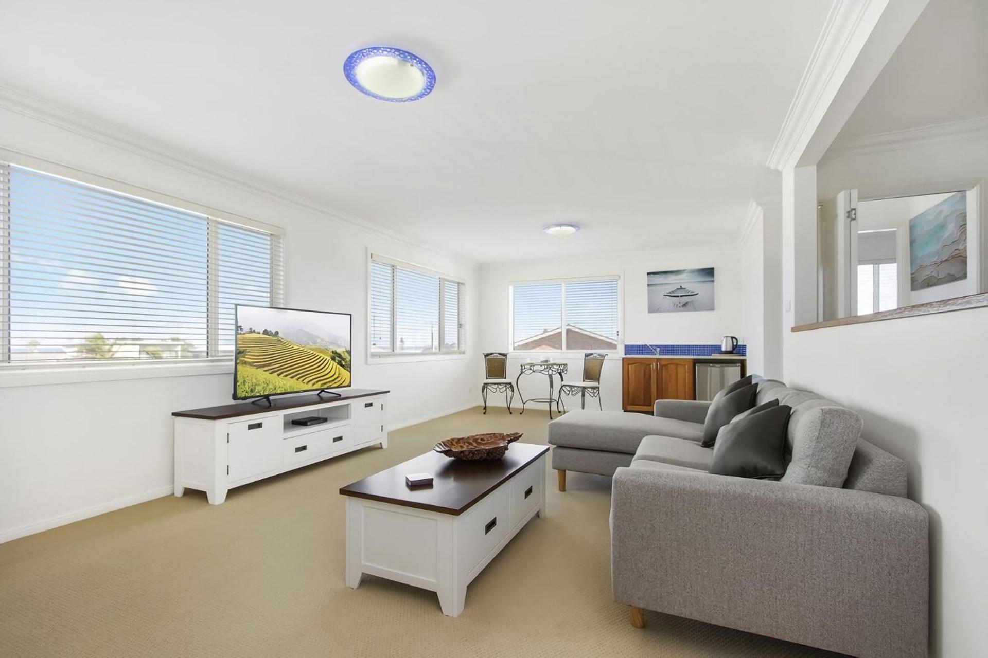 Four-Bedroom House photo 1