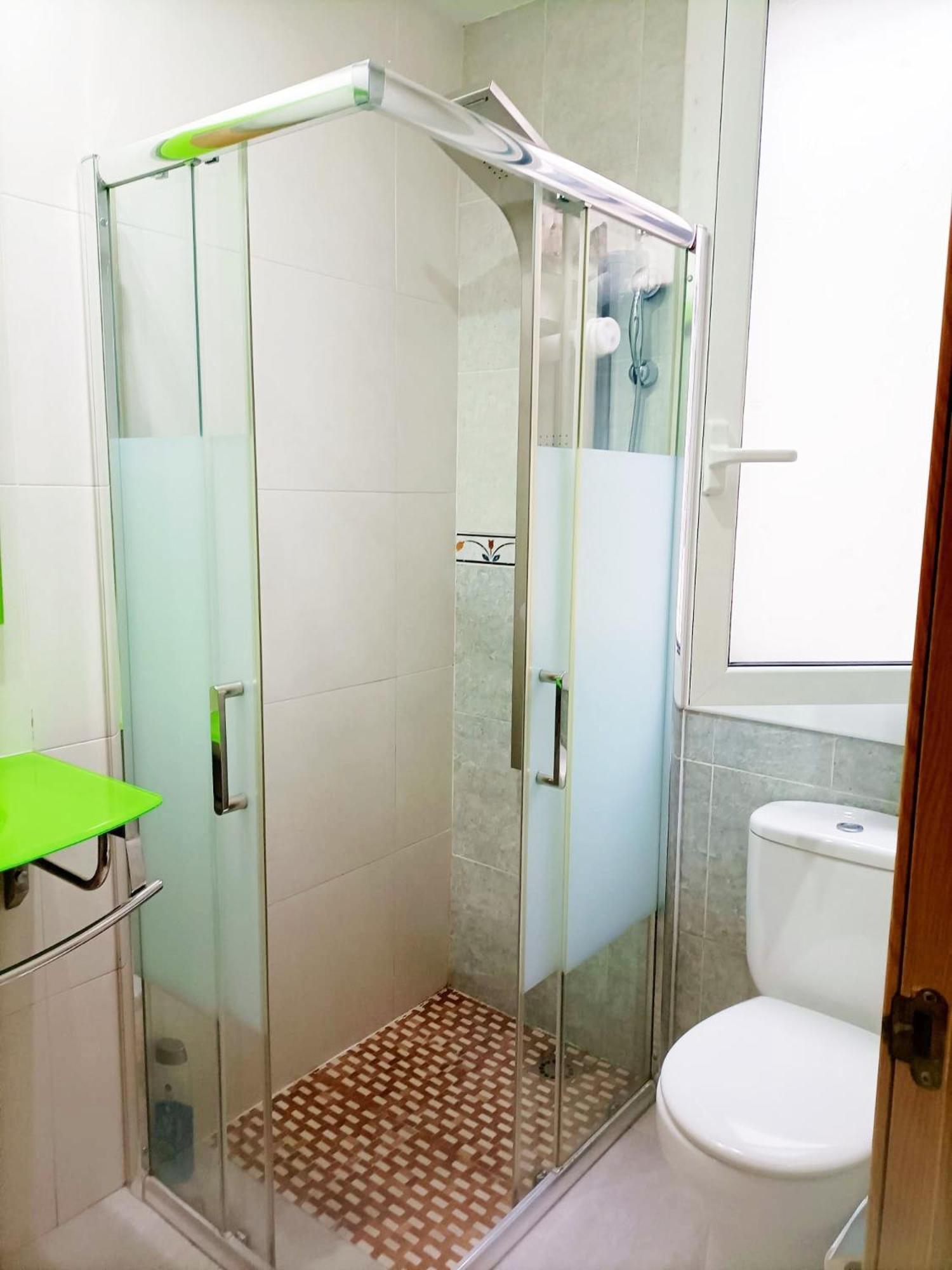 Three-Bedroom Apartment- Concordia  photo 2