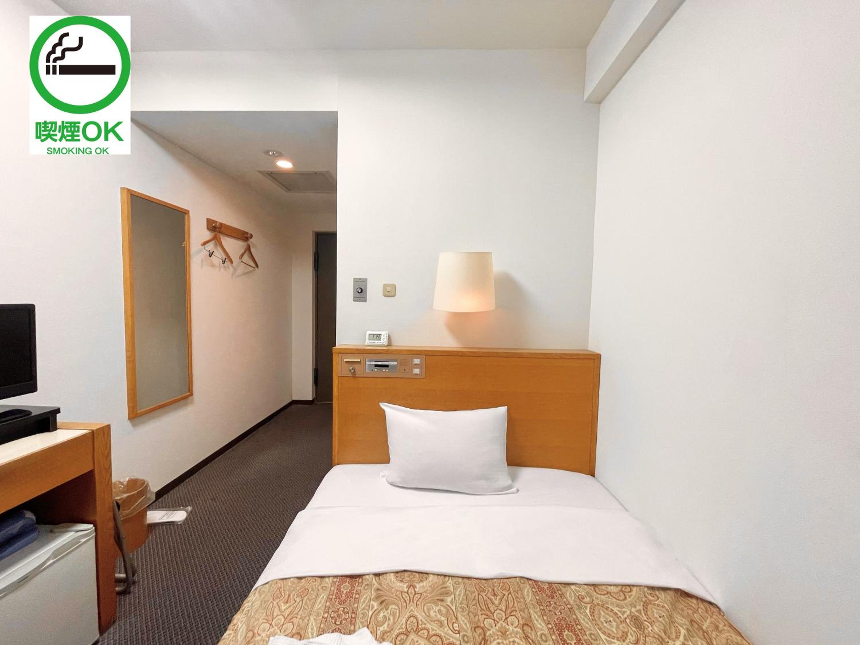 Single Room photo 2