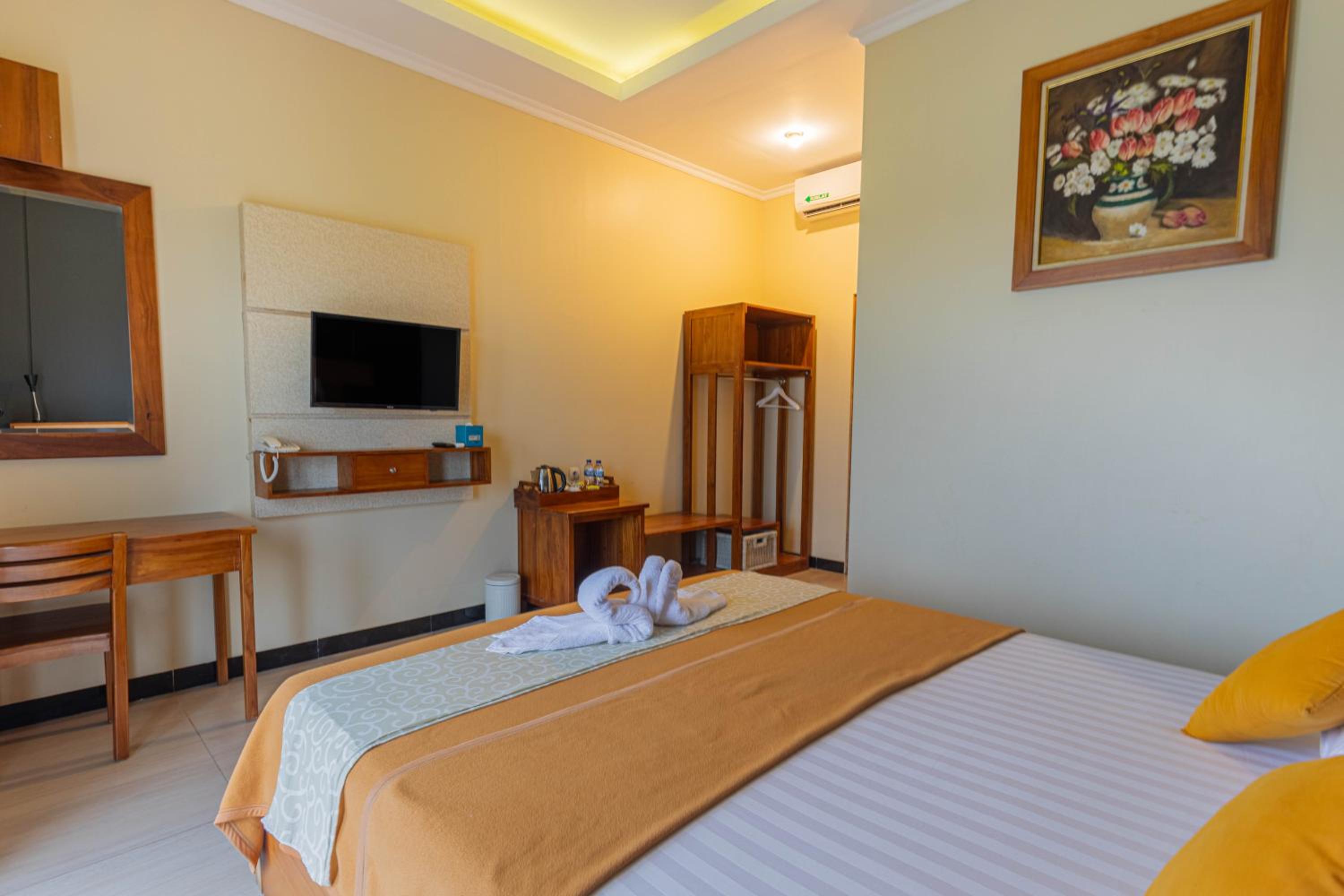 Two-Bedroom Villa - Photo 14