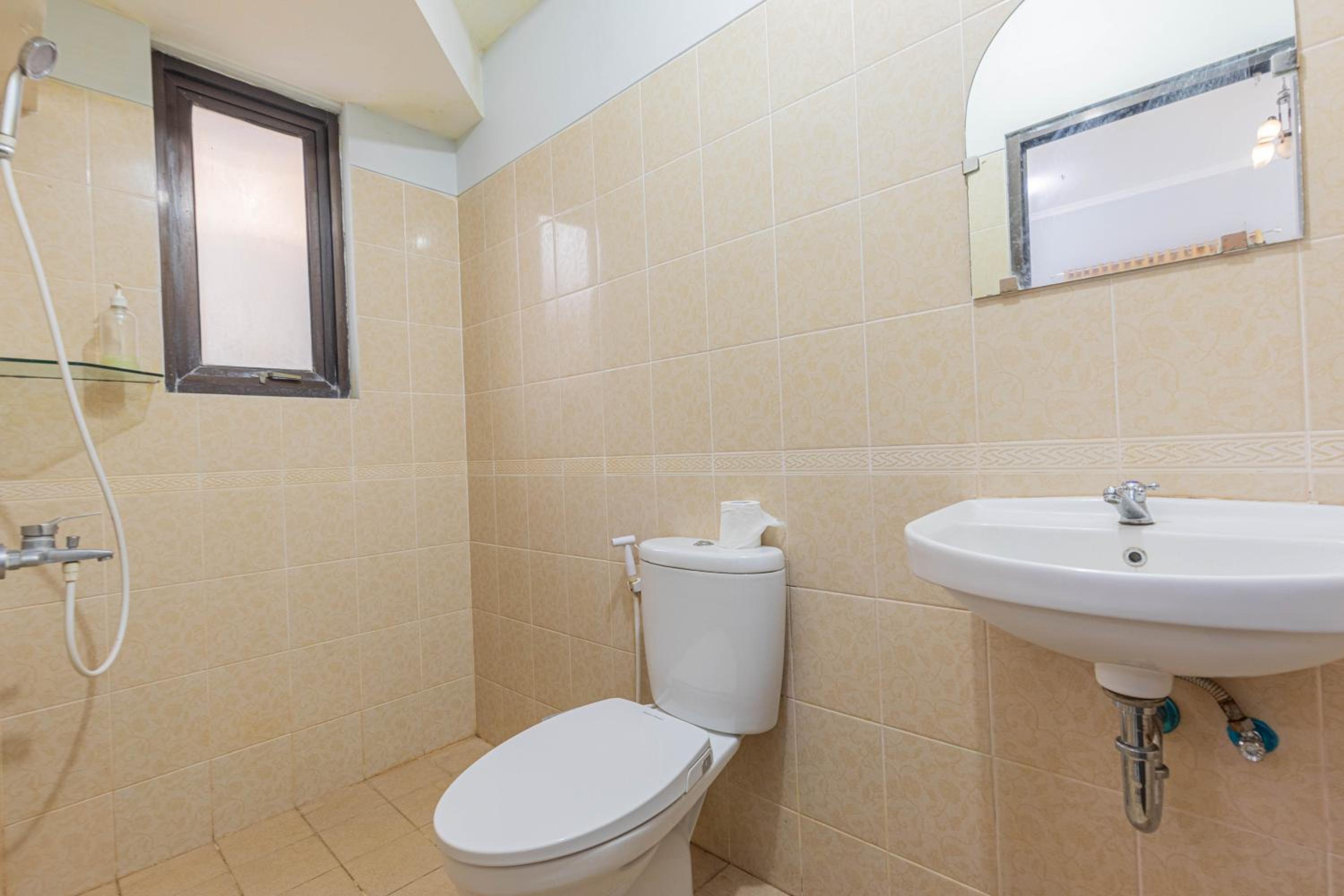 Two-Bedroom Villa - Photo 7