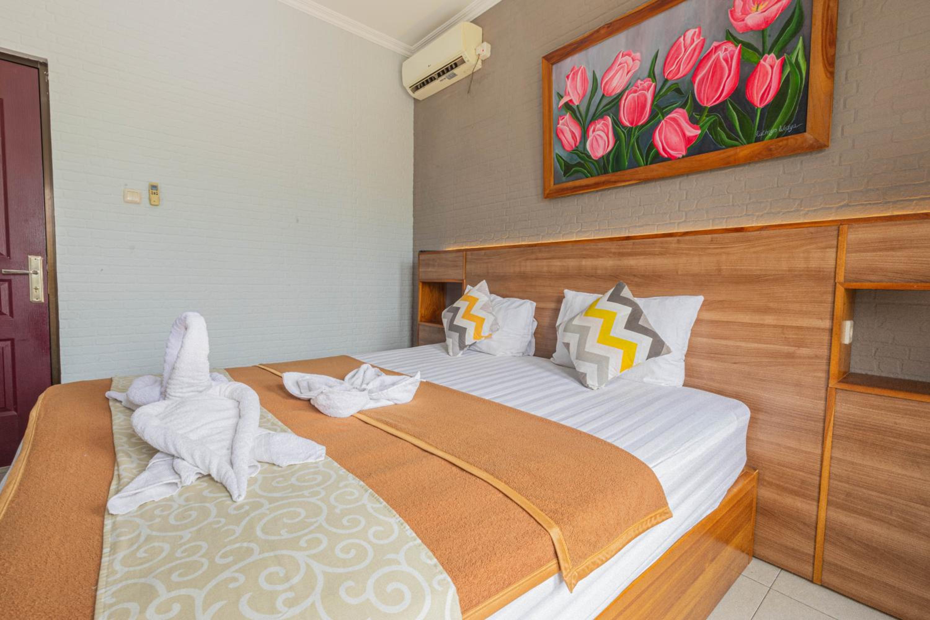Two-Bedroom Villa - Photo 3