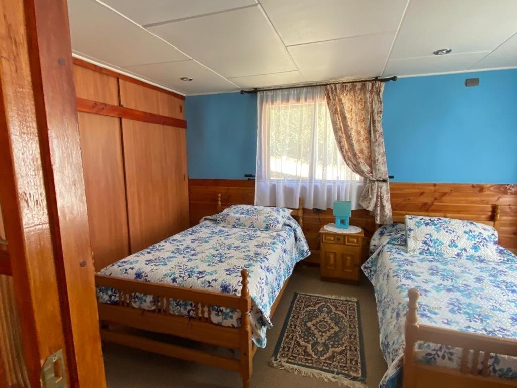 Three-Bedroom House photo 3