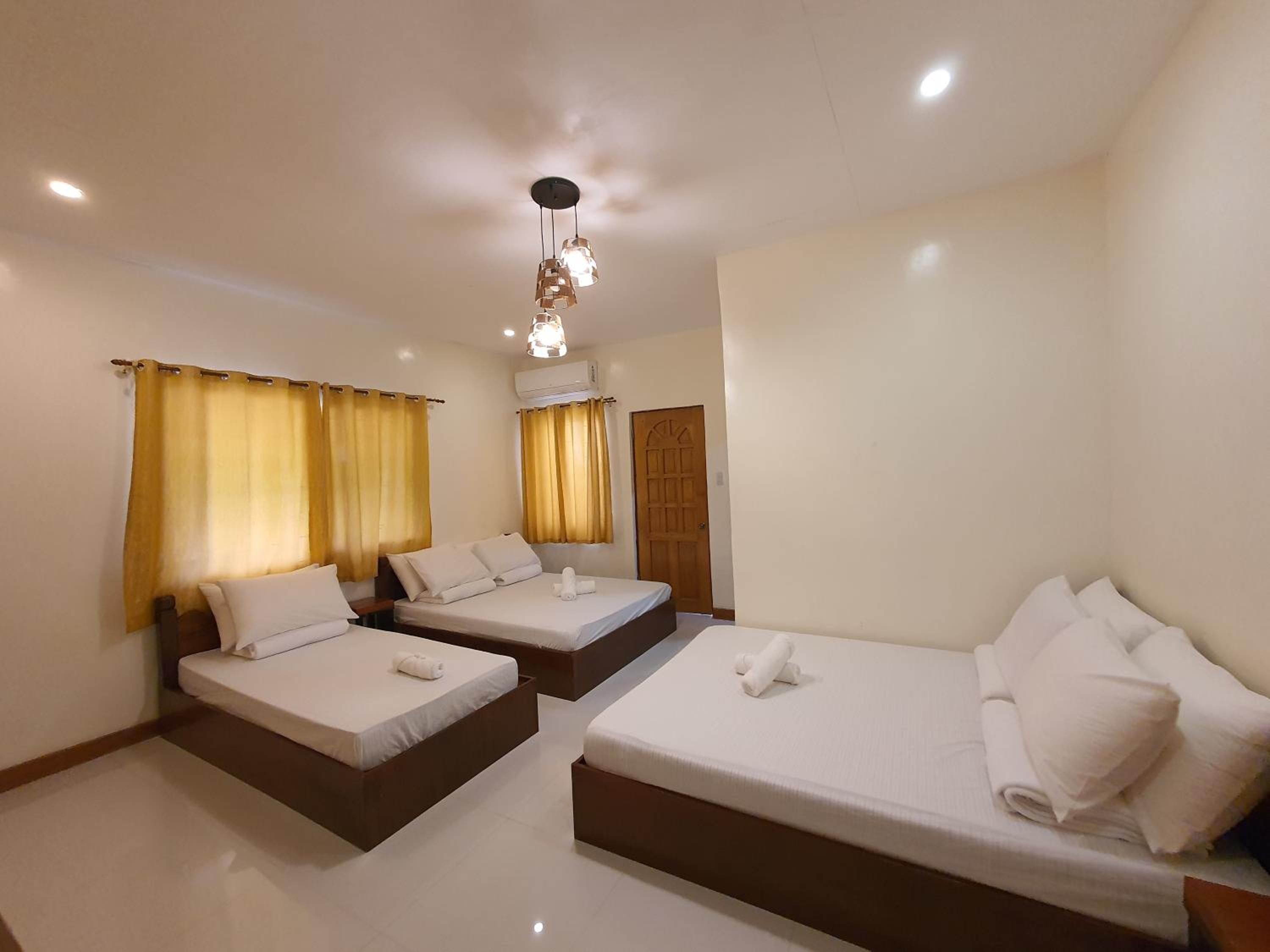 Family Room with Balcony photo 1