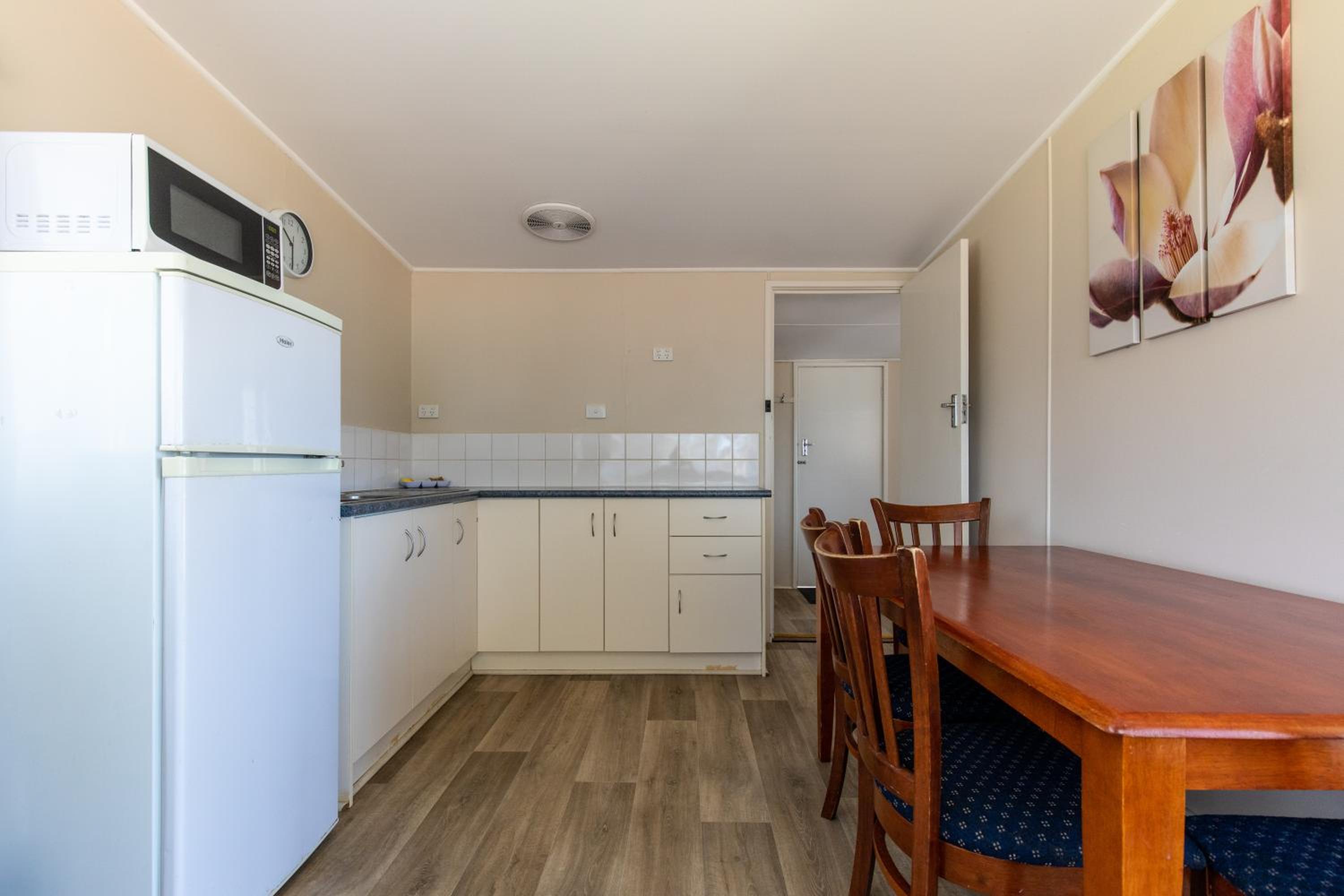 Two-Bedroom Chalet - Photo 14