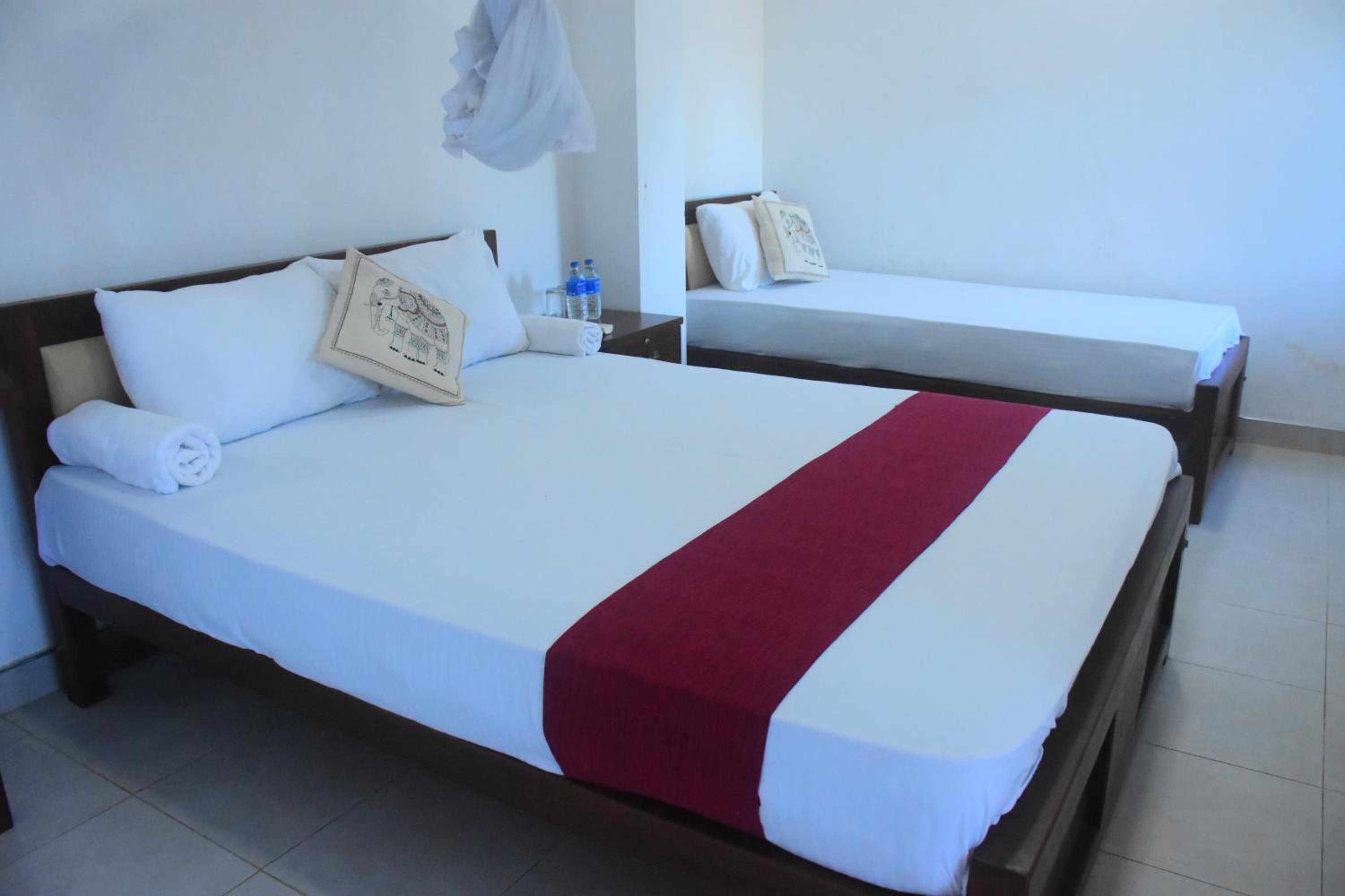 Deluxe Triple Room photo 2