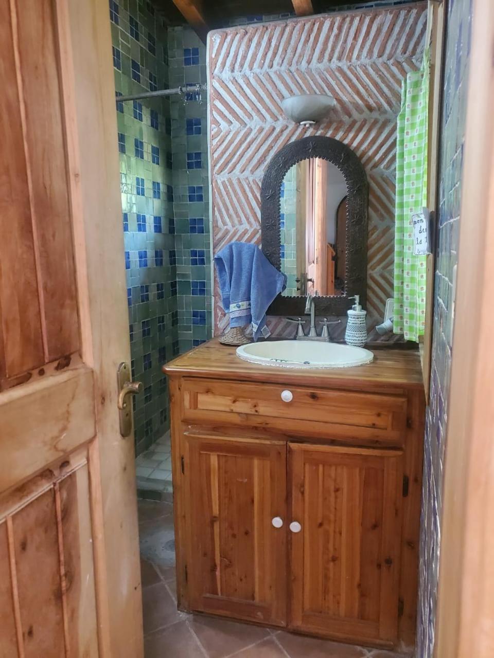 Double Room With Private External Bathroom photo 2