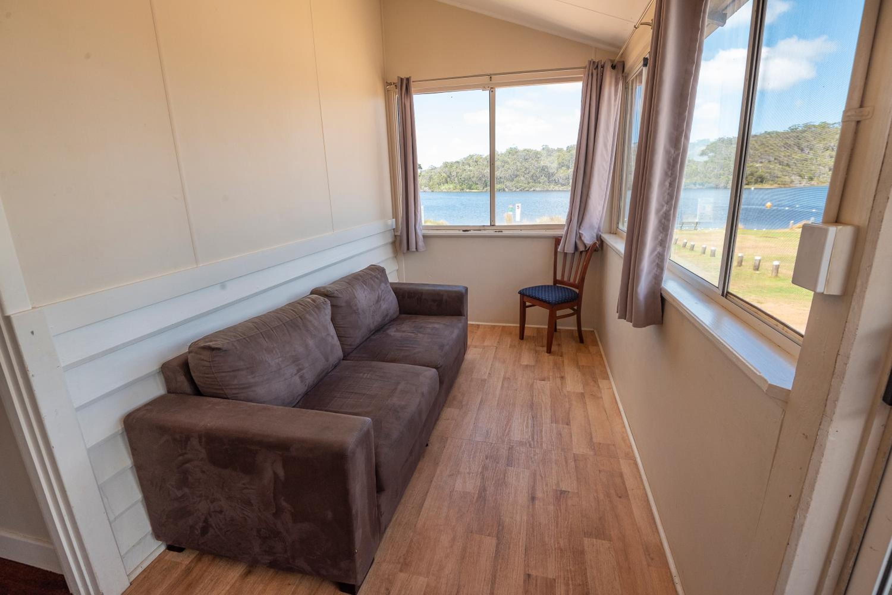 Three-Bedroom Apartment - Photo 15