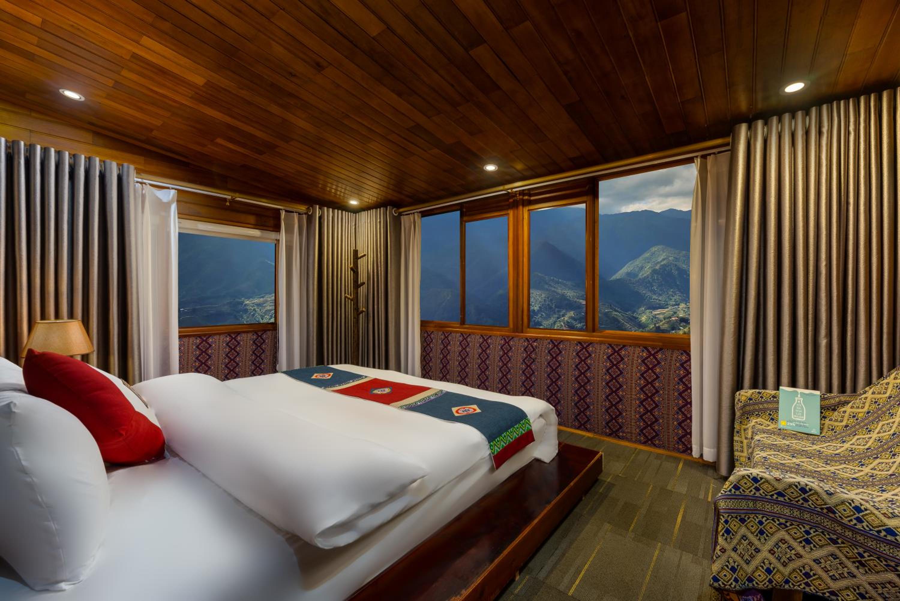 Suite With Mountain View photo 1