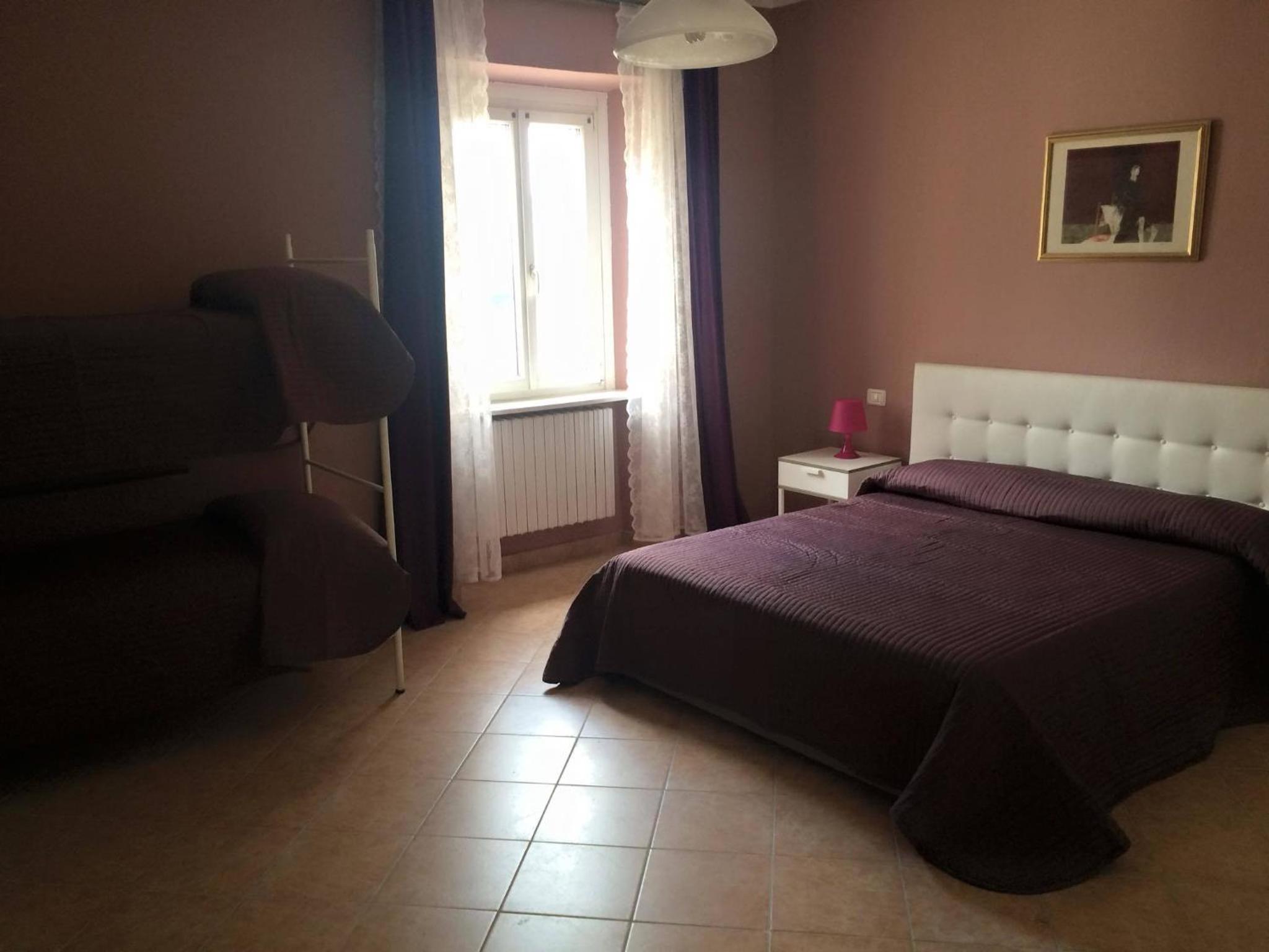 Quadruple Room with Private Bathroom photo 3