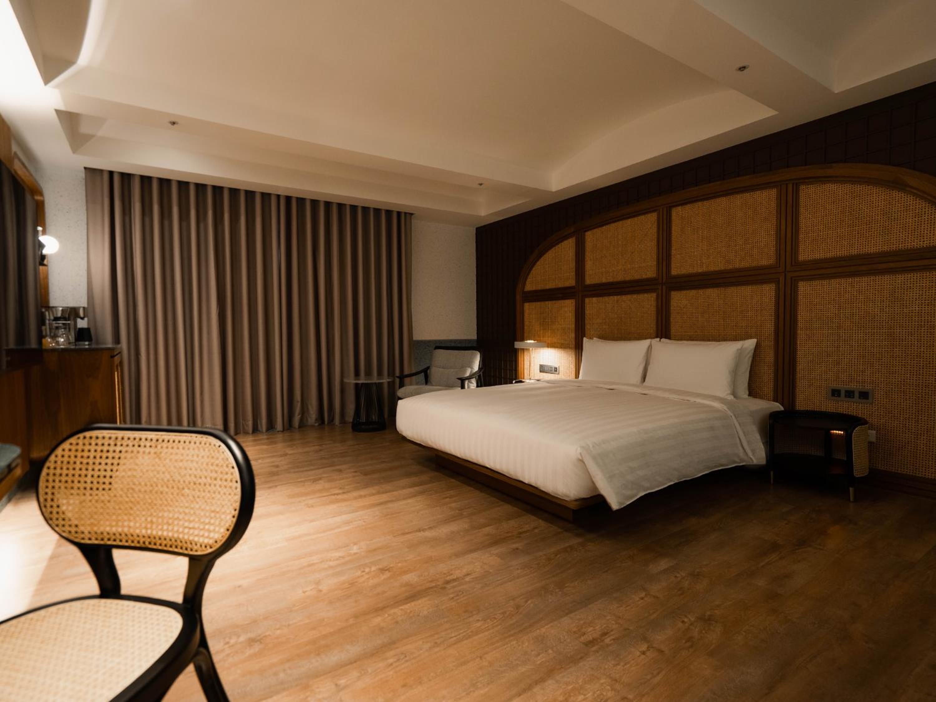 Deluxe Double Room photo 3
