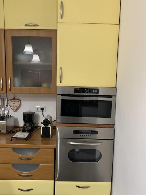 Three-Bedroom Apartment photo 2