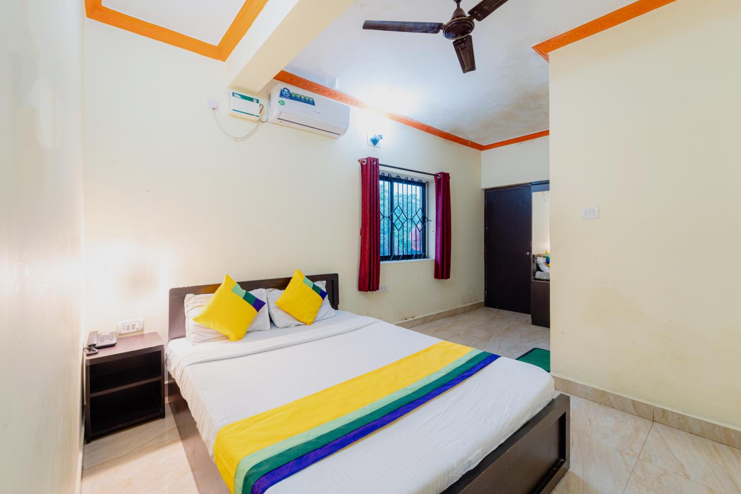 Economy Double Room photo 1