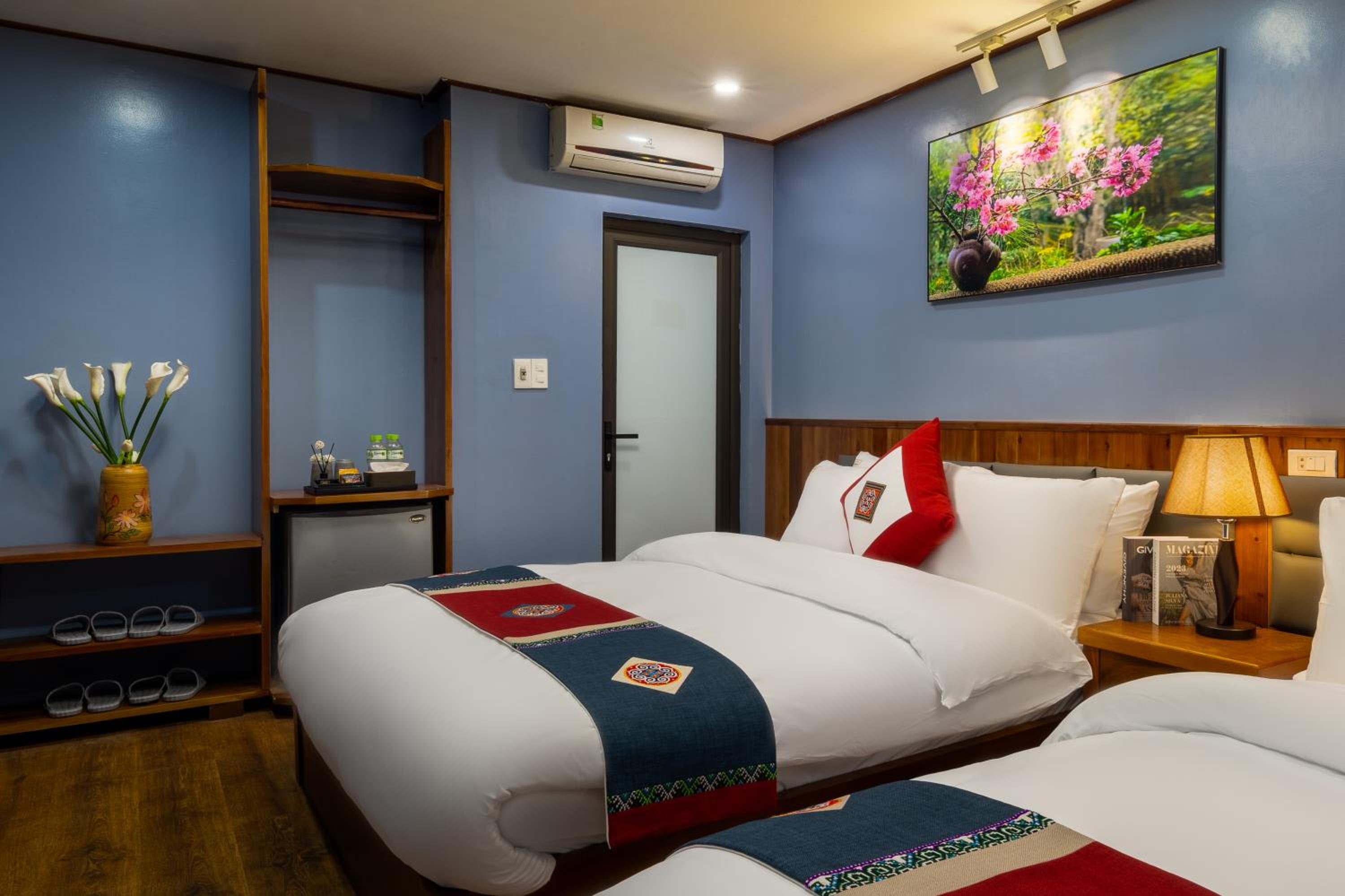 Superior Queen Room With Two Queen Beds photo 1