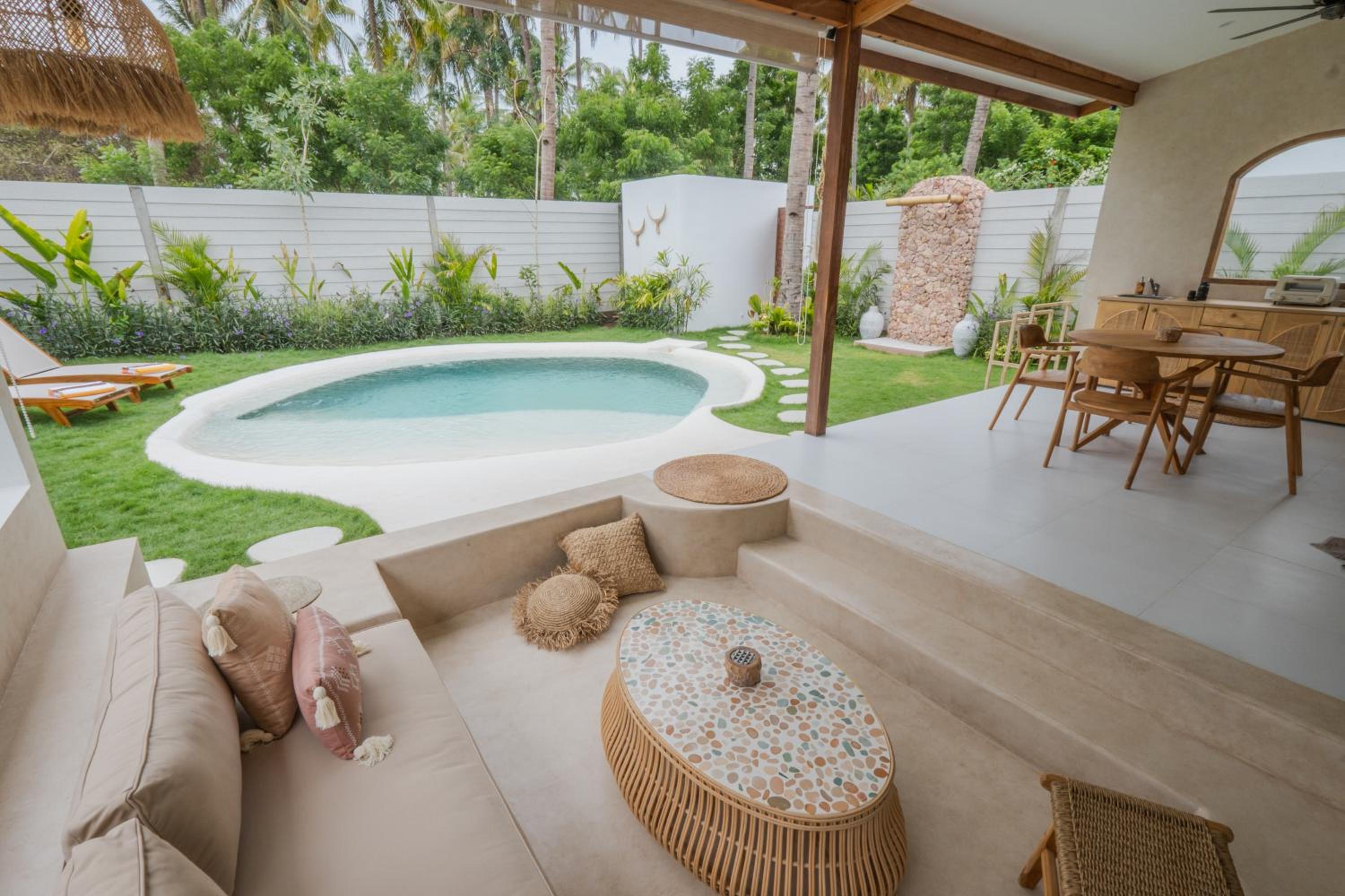 Deluxe Villa photo 2