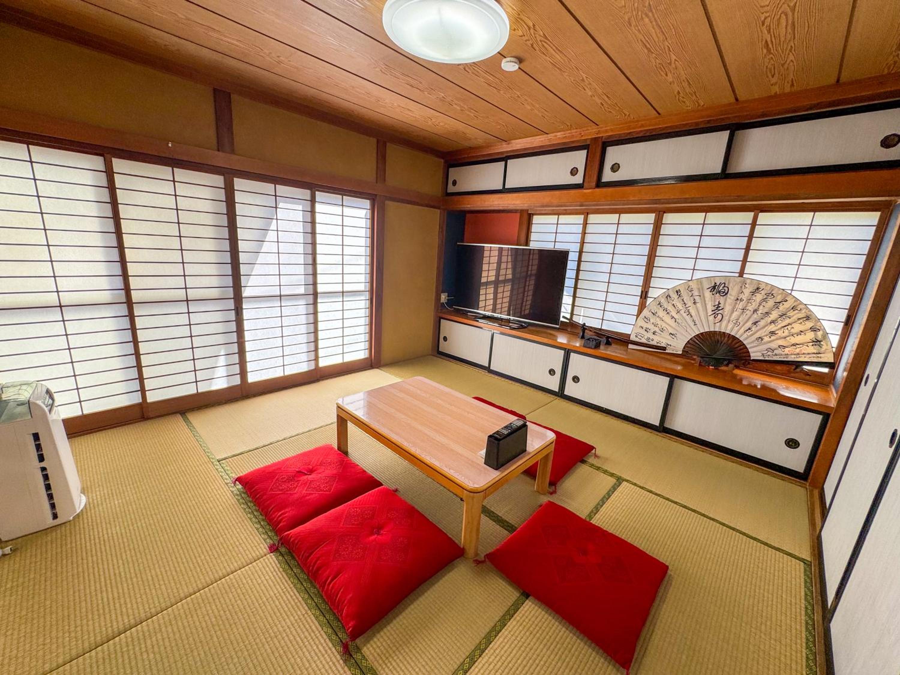 Three-Bedroom House photo 1
