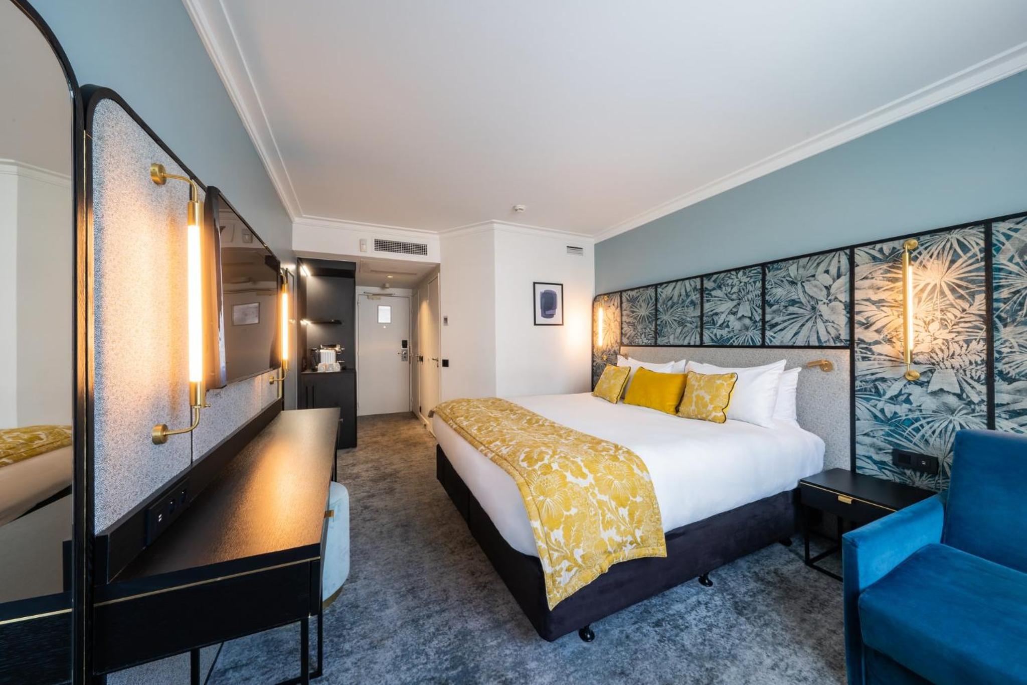 Premium King Room with Sofa Bed