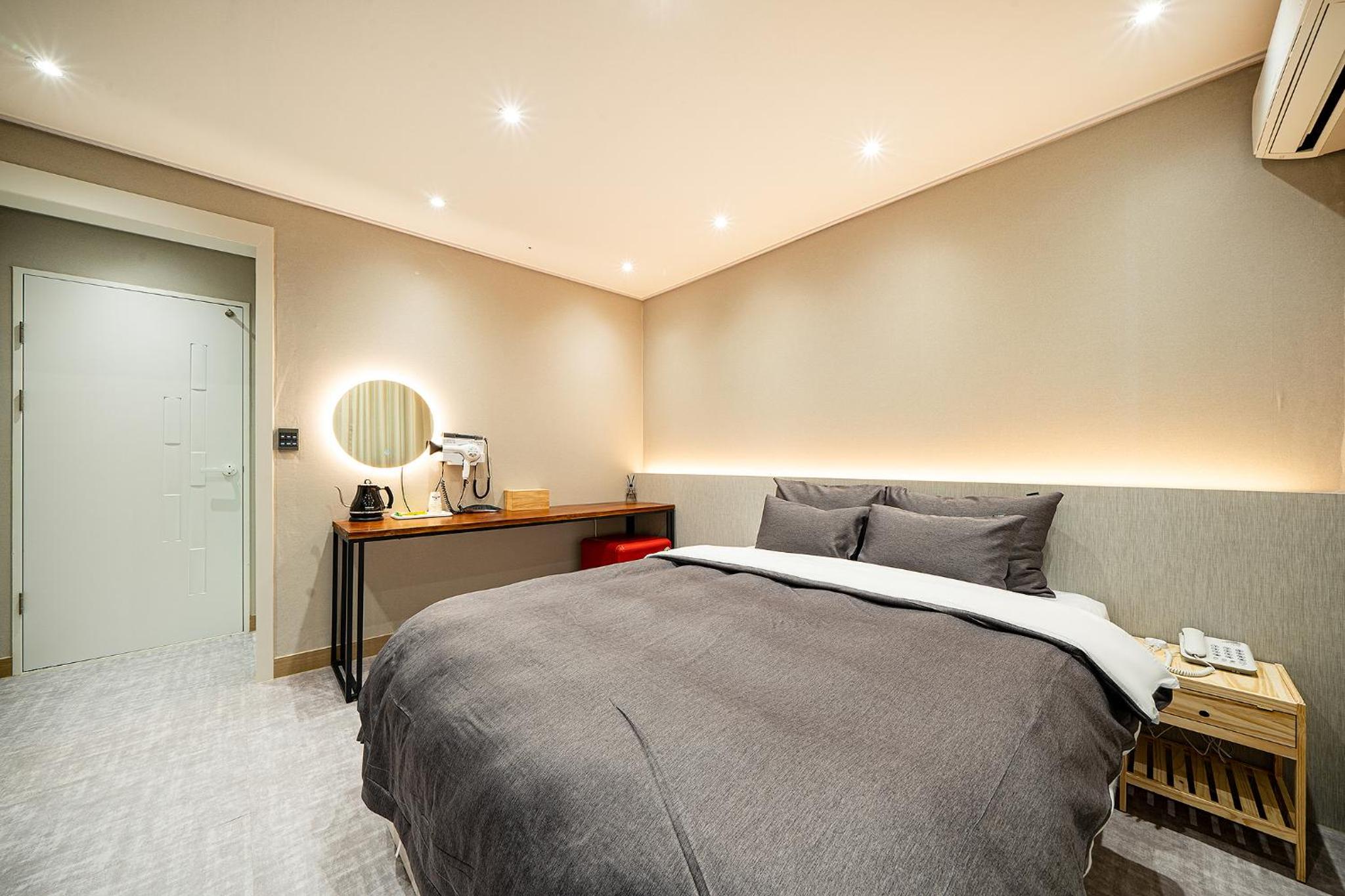Superior Double Room - Photo 2