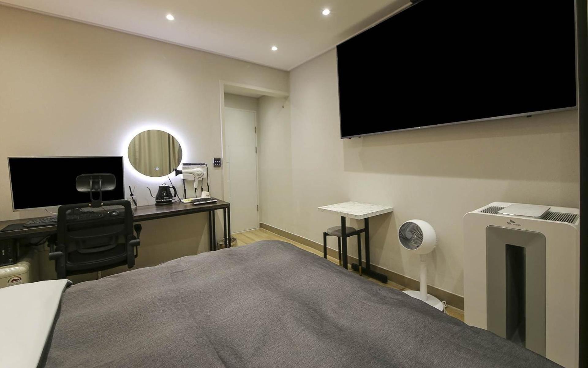 Deluxe Double Room - Photo 7