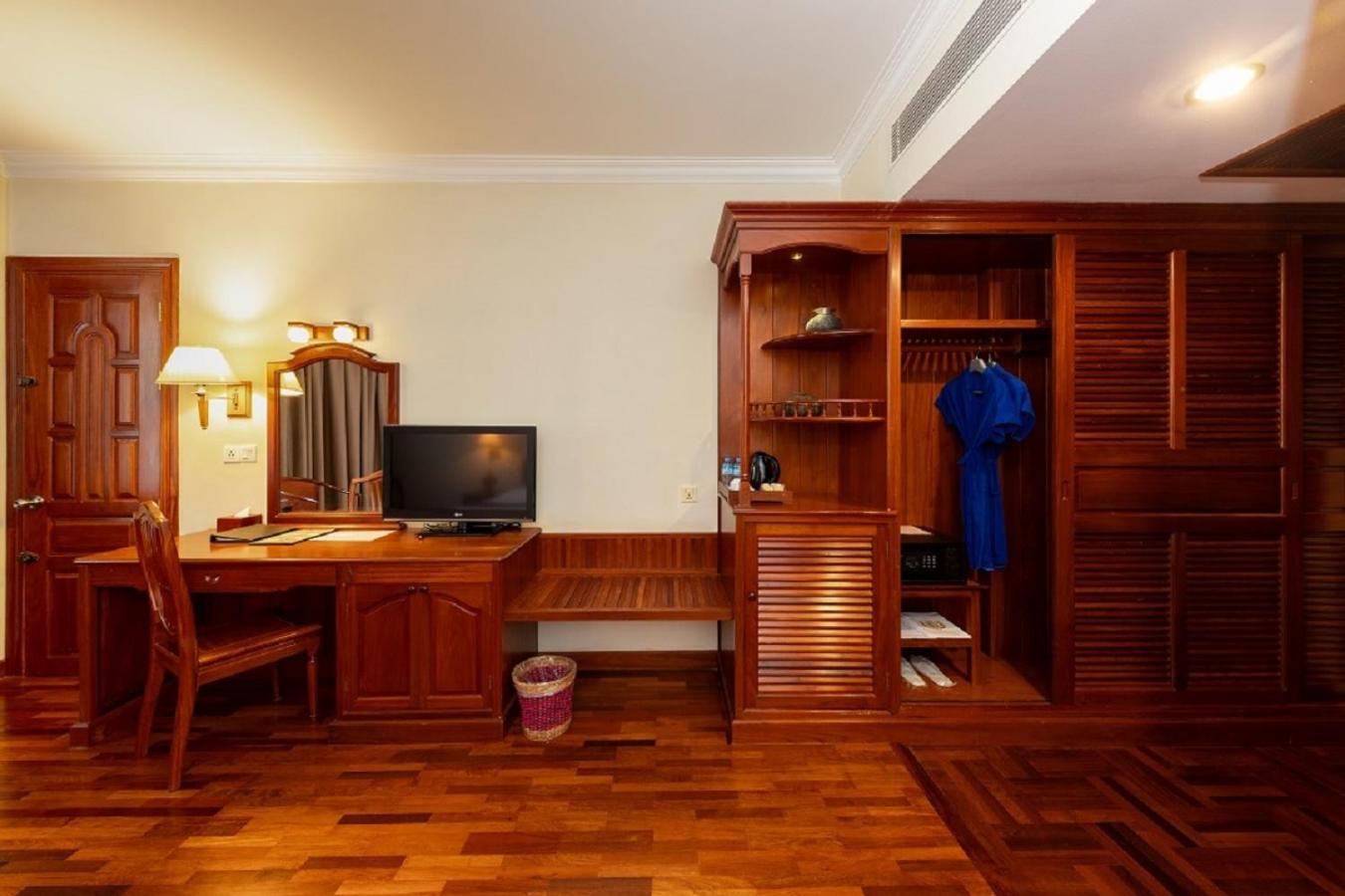 Deluxe Double Room - Photo 1
