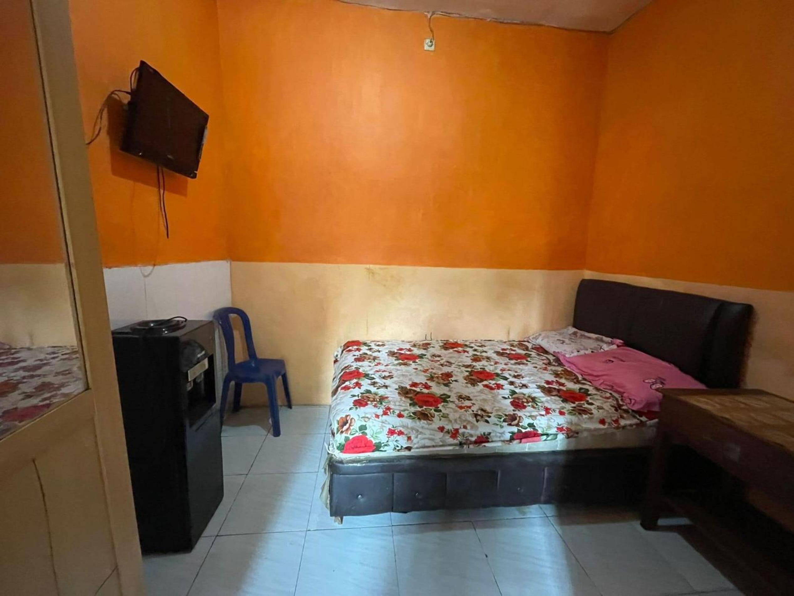 Standard King Room photo 2