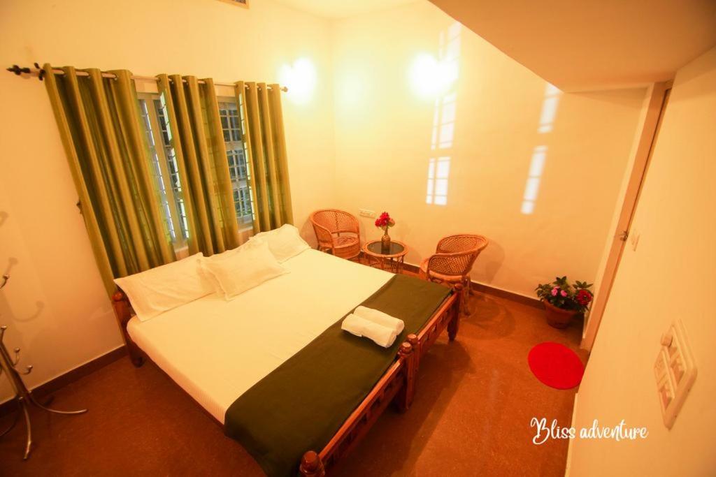 Double Or Twin Room photo 3