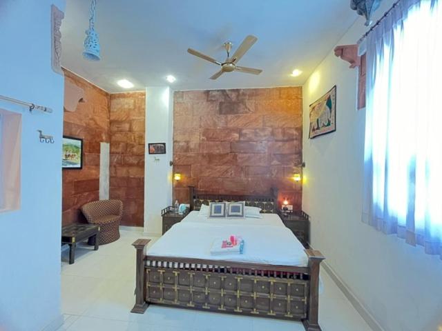 Deluxe Double Room with Castle View