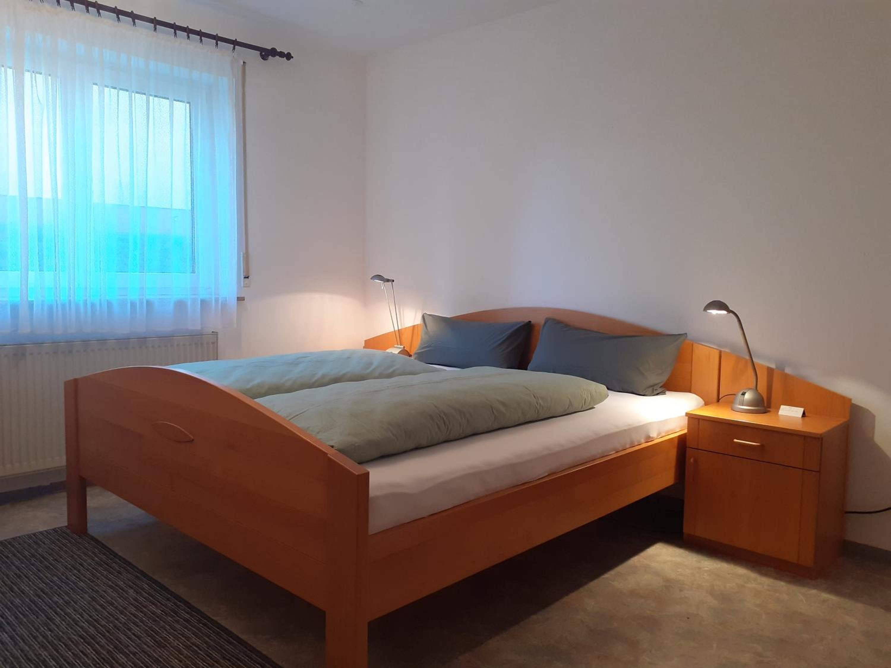 One-Bedroom Apartment photo 1
