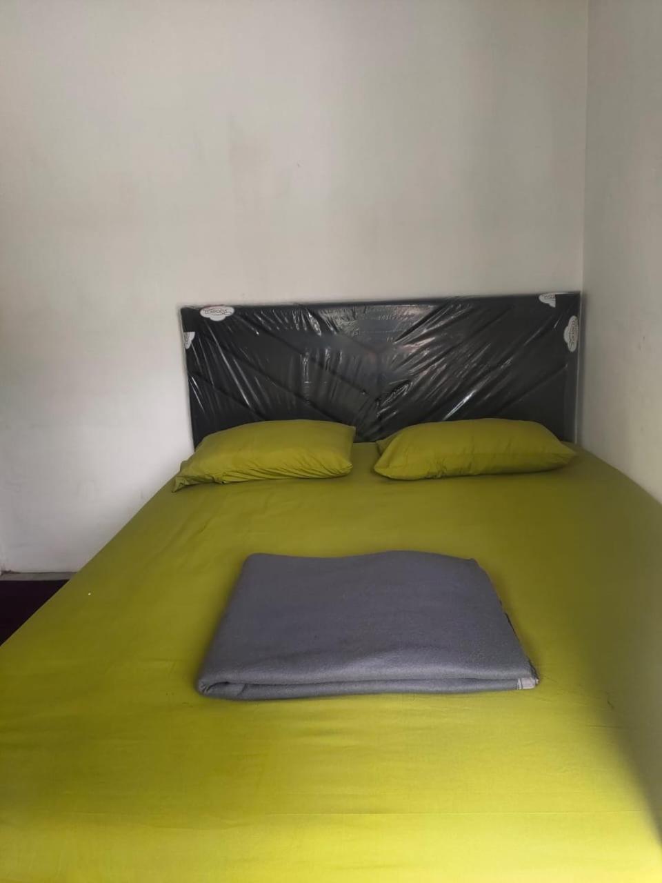 Standard Double or Twin Room - Photo 9