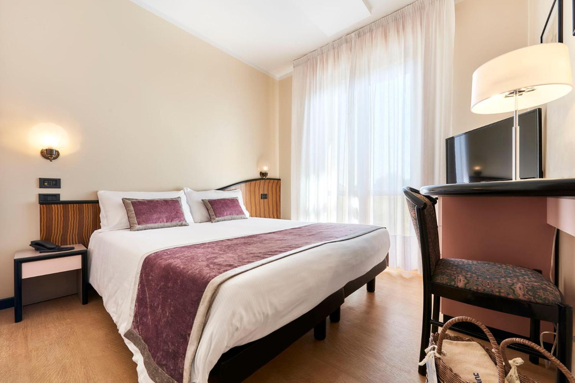 Basic Double Room