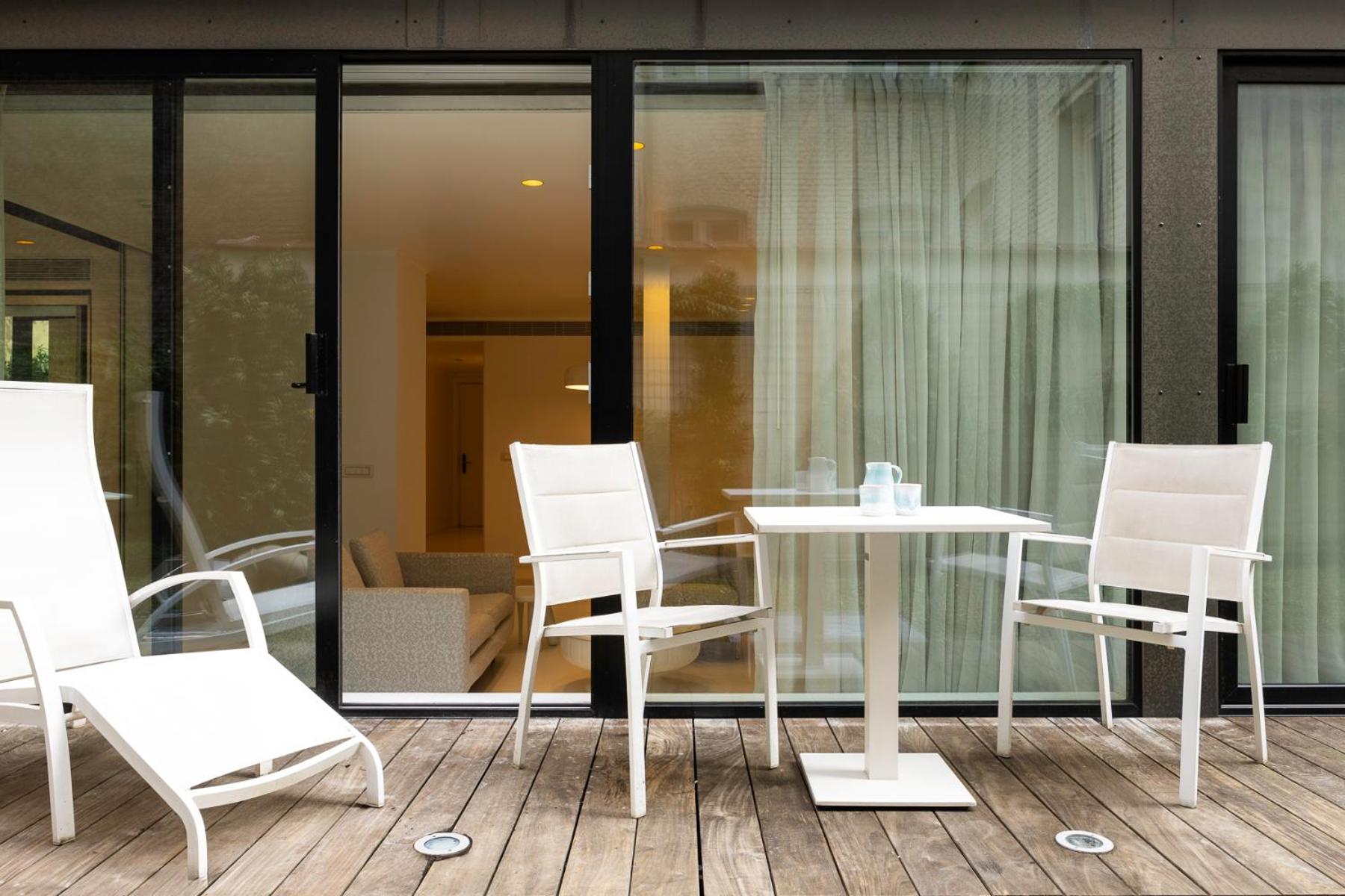 Apartment with Terrace photo 3