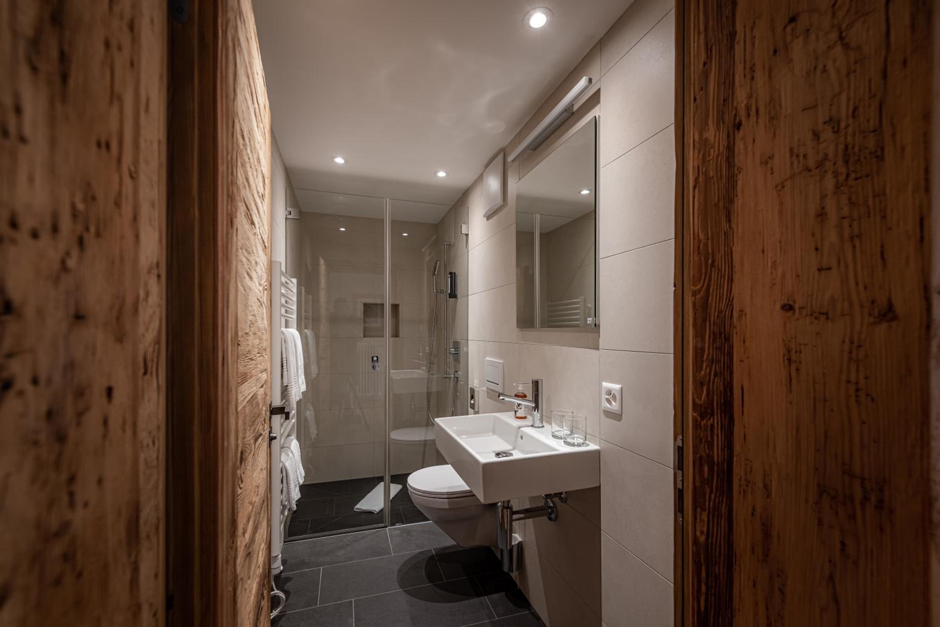 Alpine Suite - Photo 5