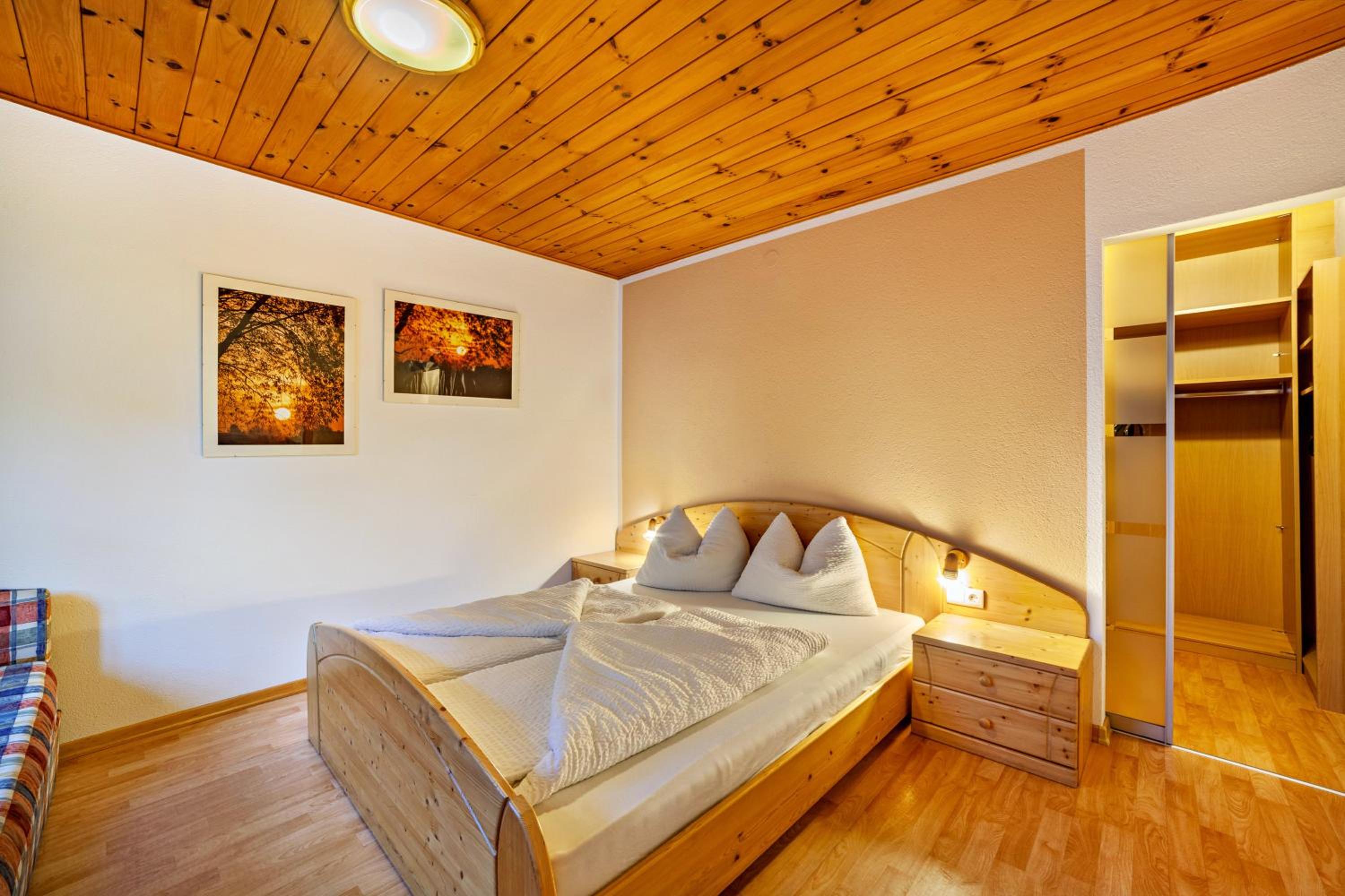 One-Bedroom Apartment with Garden View photo 1