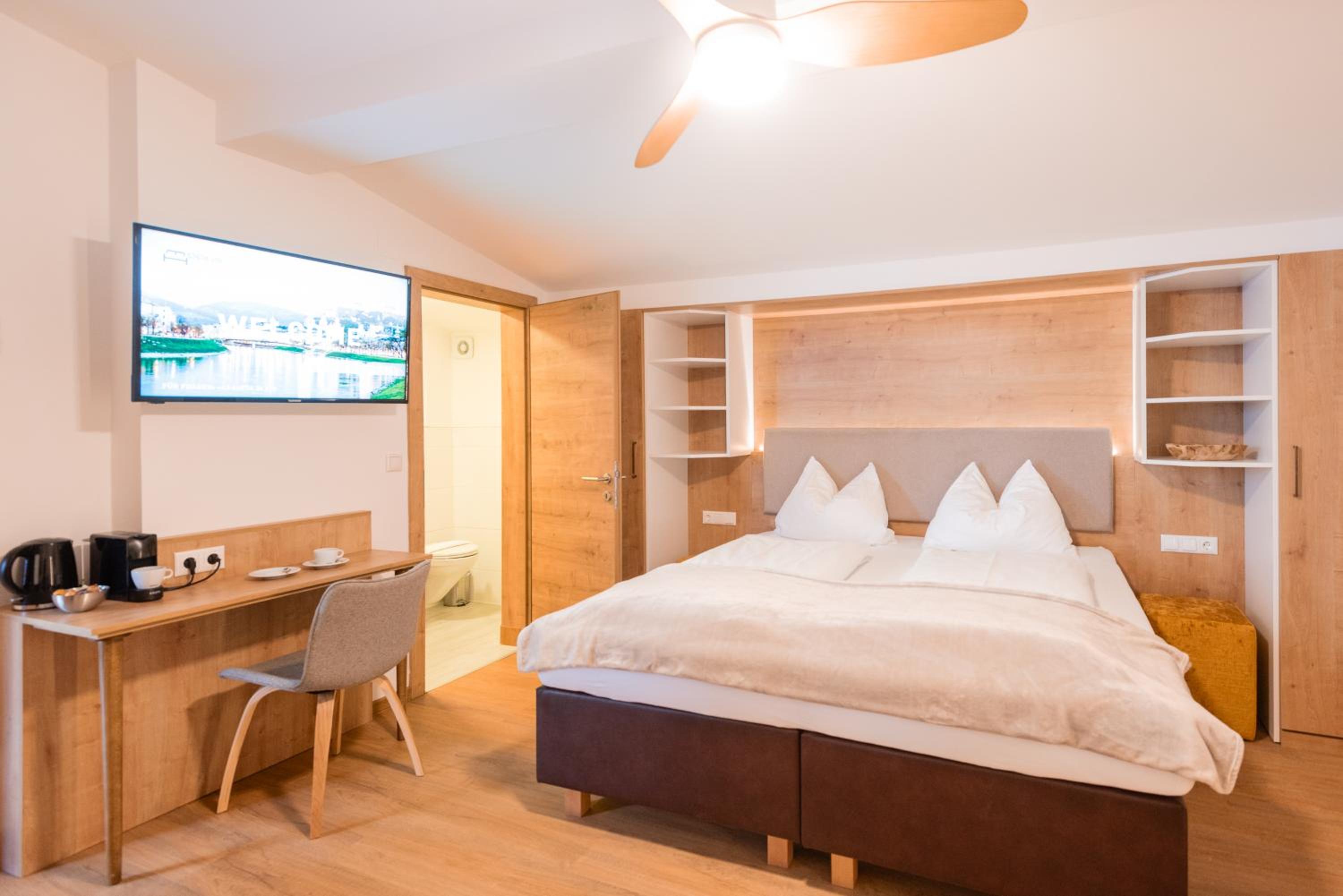 Deluxe Double Room with Terrace photo 1